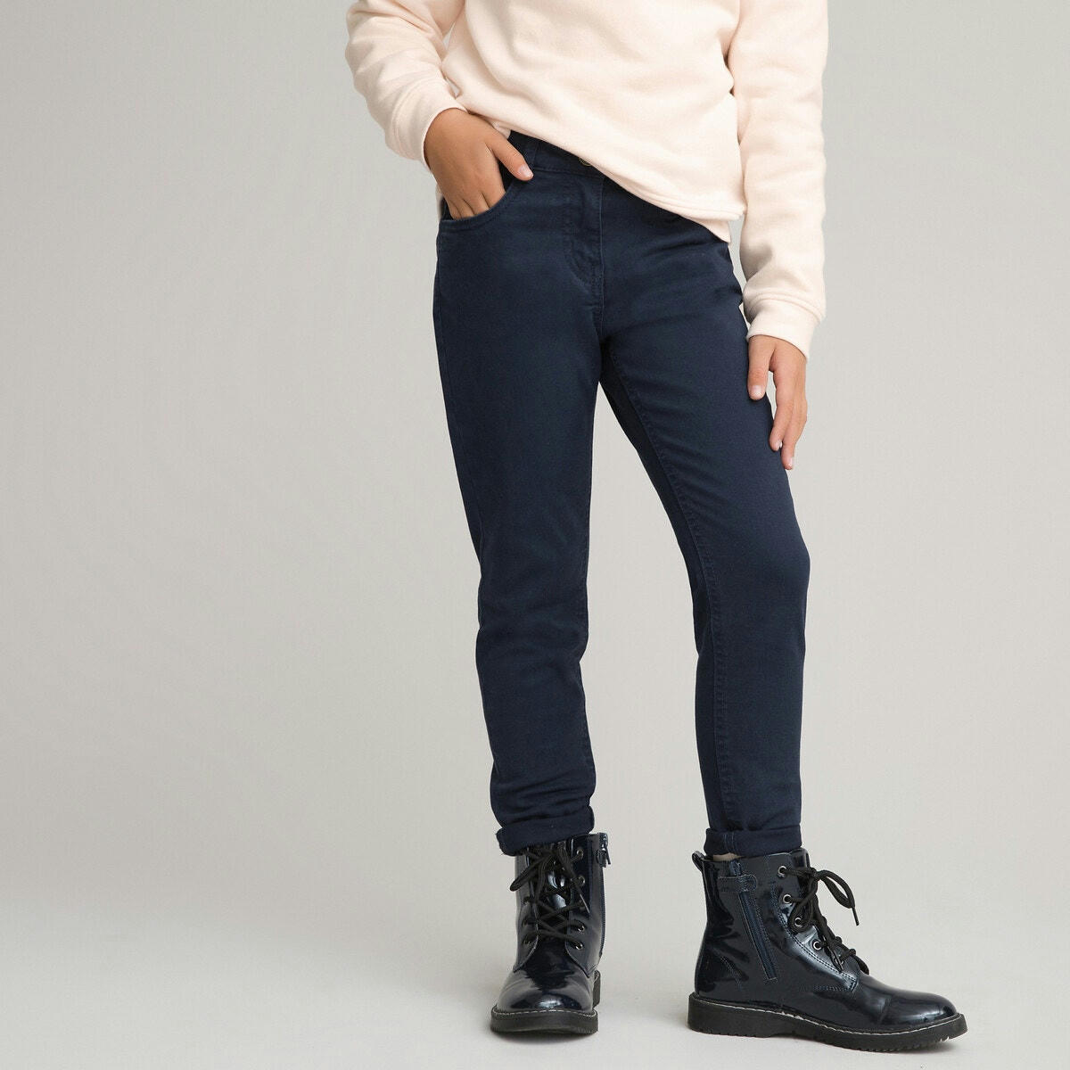 Pantalon 5 poches avec broderie