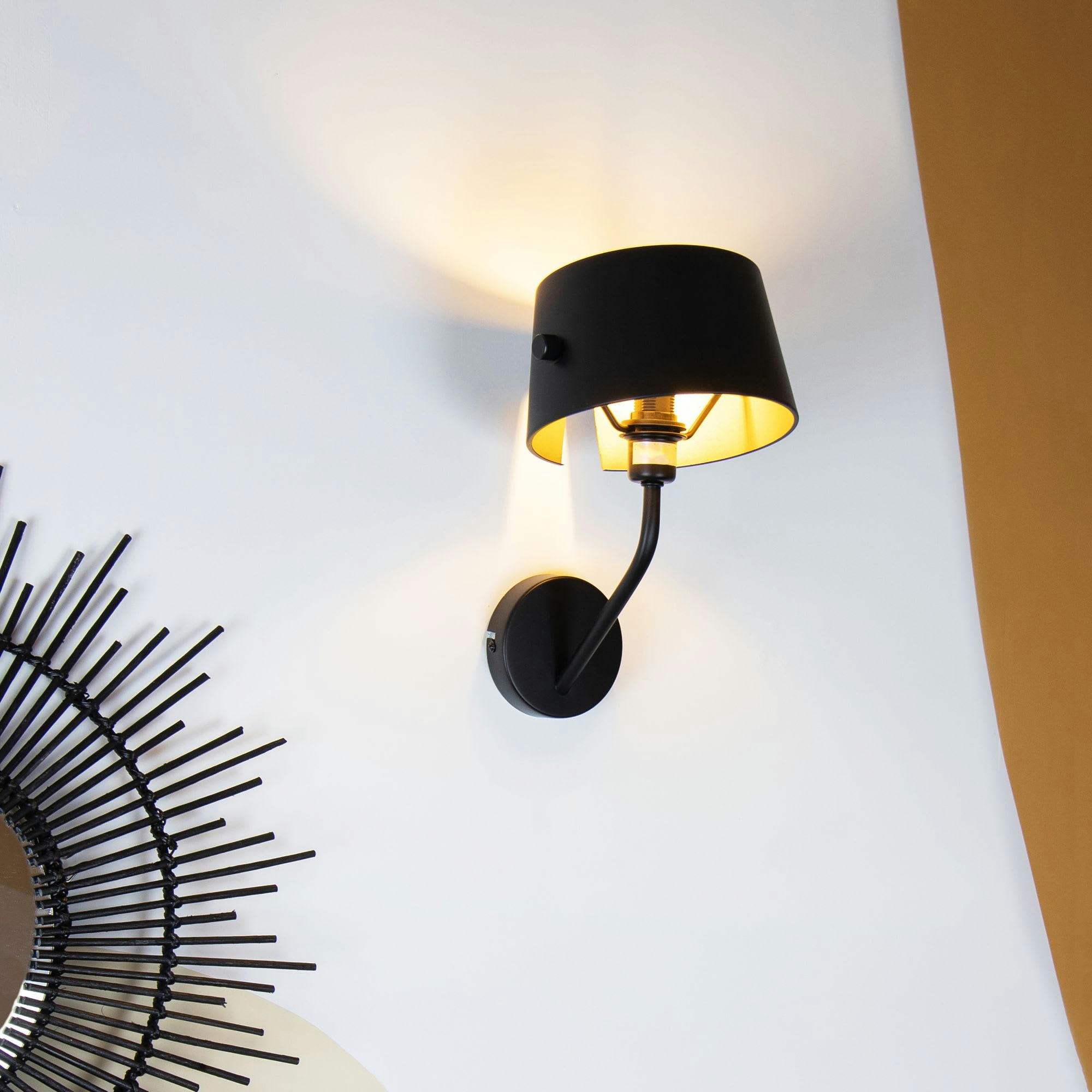 TRENDY - Applique en métal noir et doré