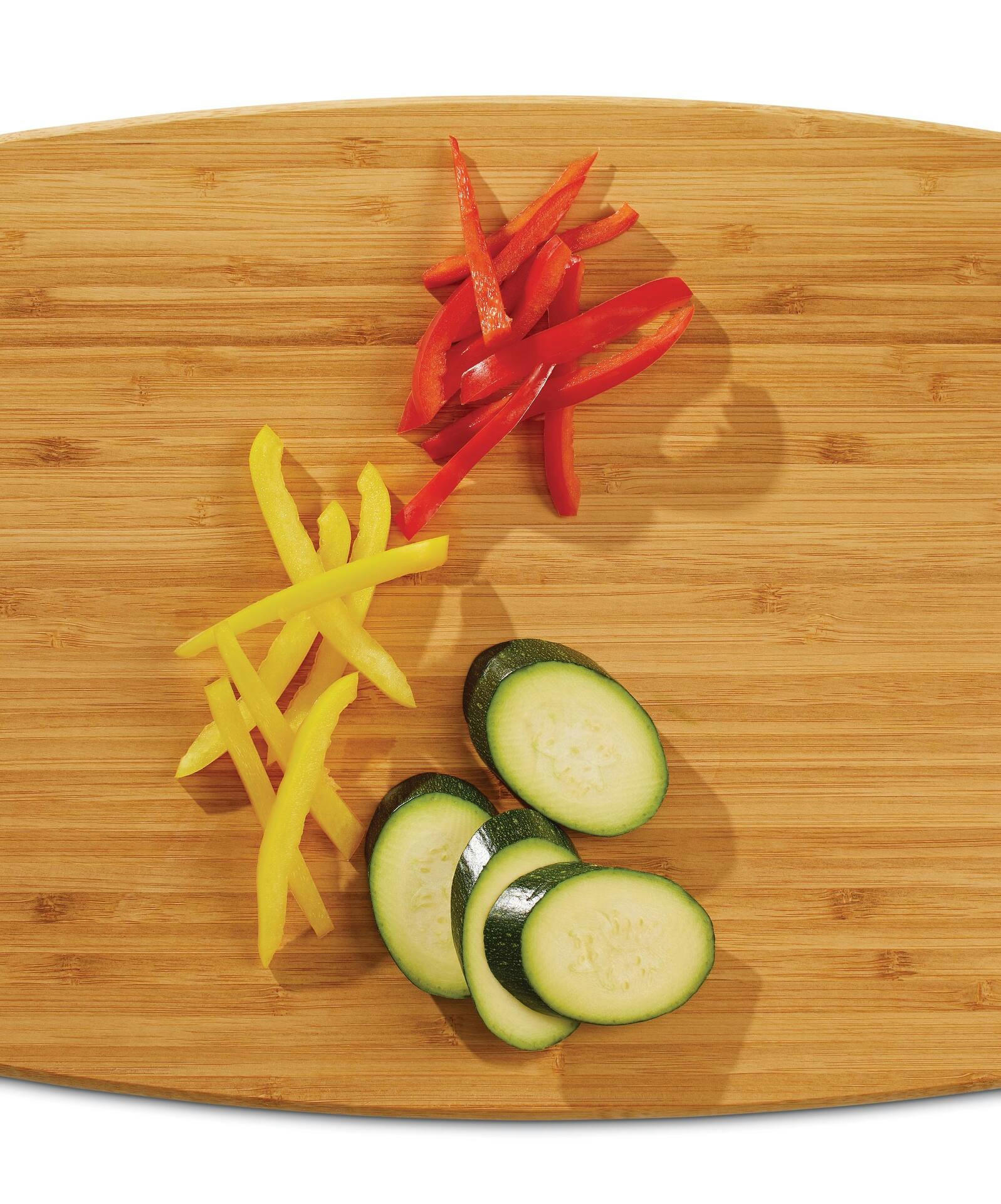 MASTER Chef Scratch-Resistant Bamboo Cutting Board, 11x14