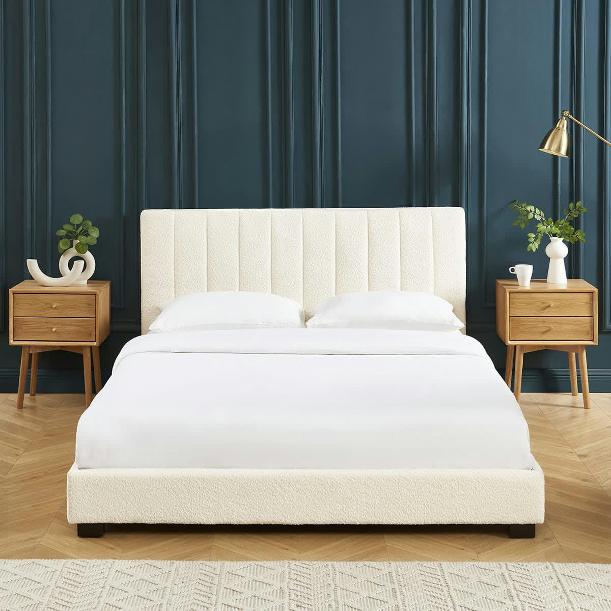 WILLIAM - Lit adulte avec tête de lit capitonnée en tissu bouclé écru 160x200