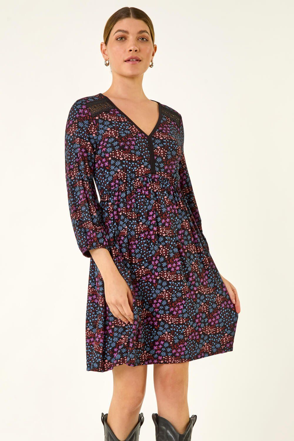 Roman Print Trim Detail Stretch Dress