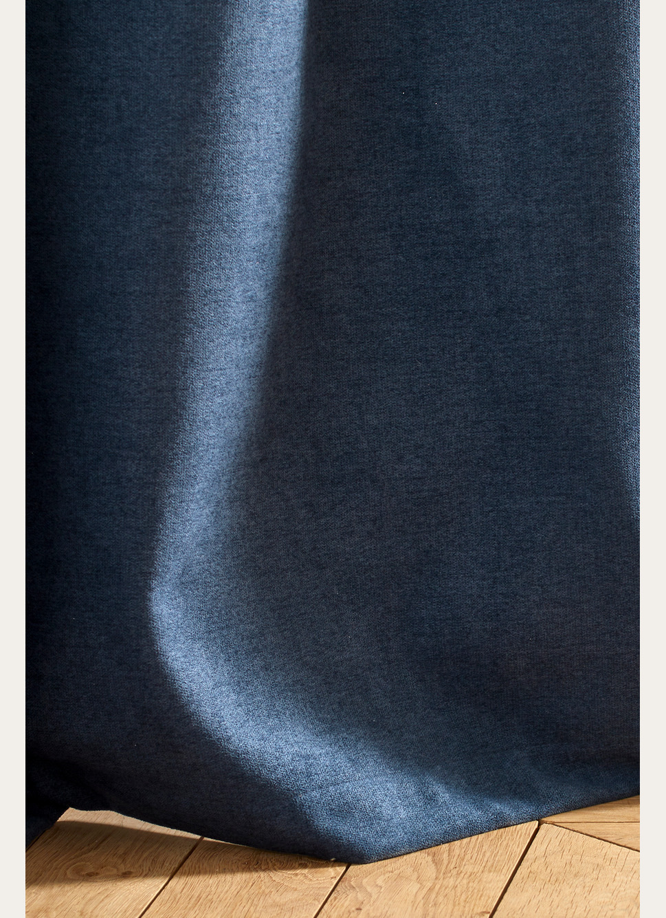 RIDEAU THERMIQUE UNI EFFET VELOURS MAT BLEU