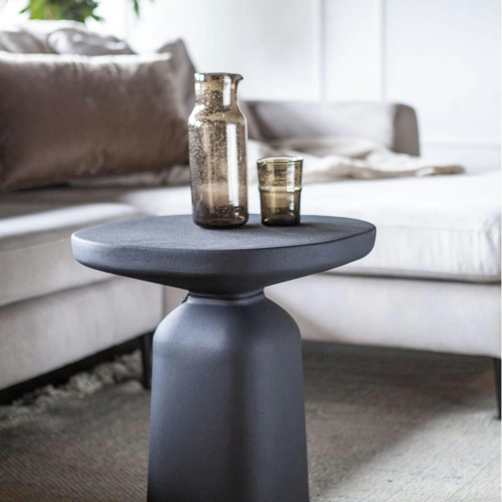 SQUAND - Table d'appoint en aluminium D45cm noir