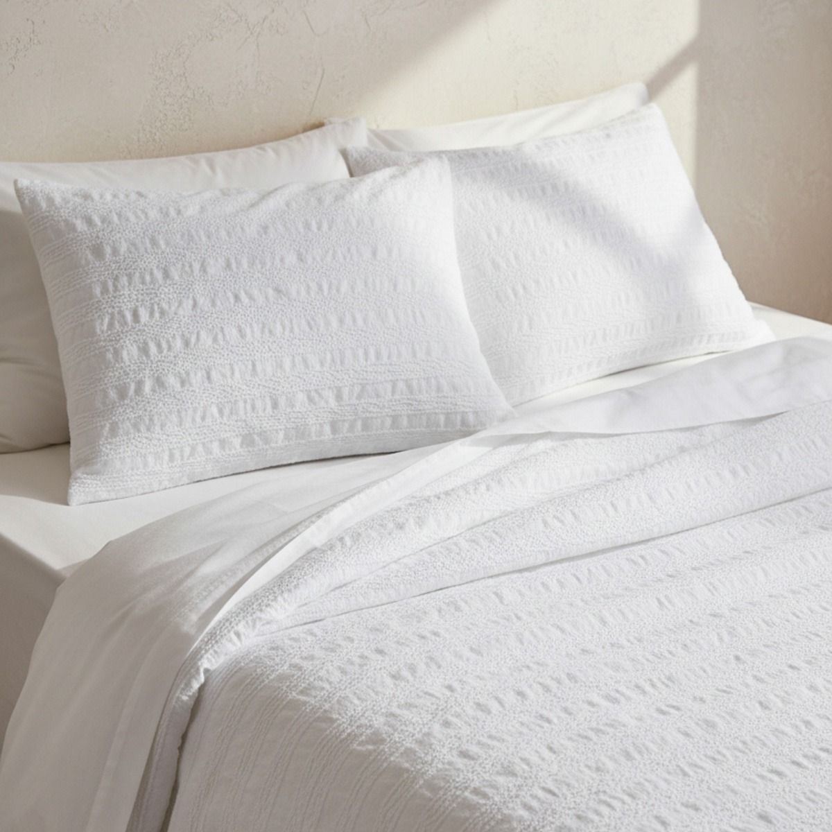 Pościel REYA z mikrofibry z dekoracyjną teksturą biała 140x200   1*50x60 cm