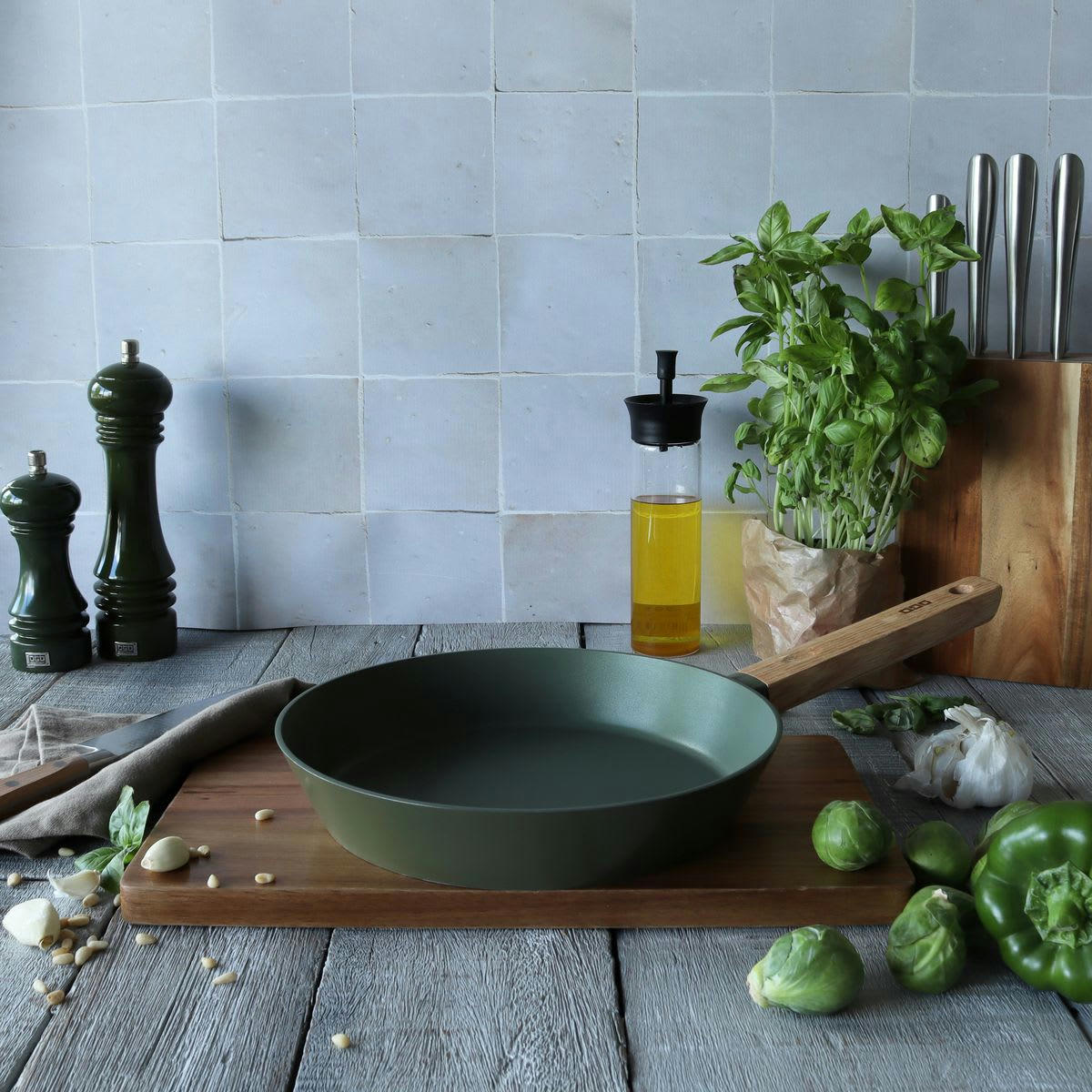 ECTOR - Poêle en aluminium kaki Ø28cm - compatible induction