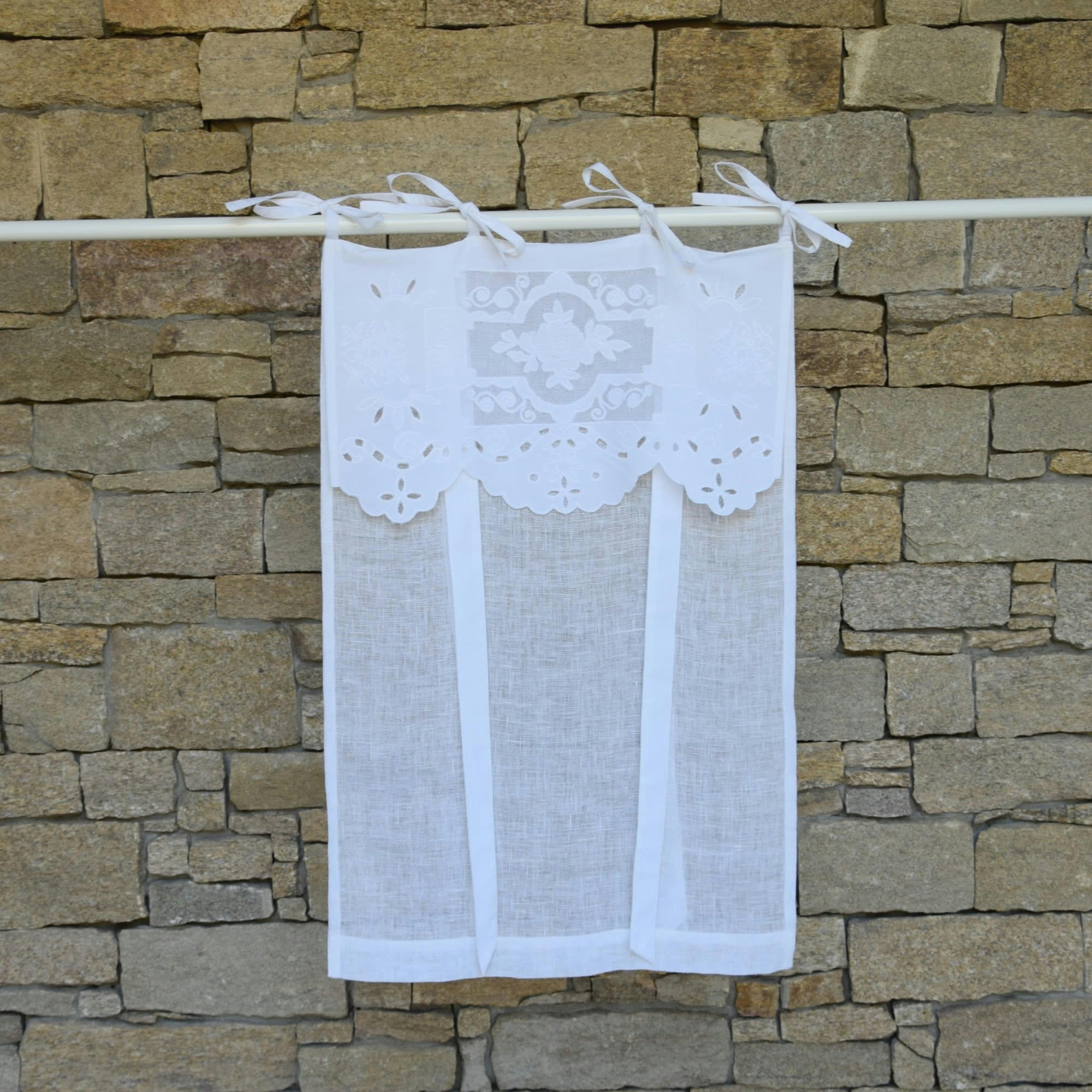 GRIMAUD - Store en lin blanc et broderies 80X160 CM