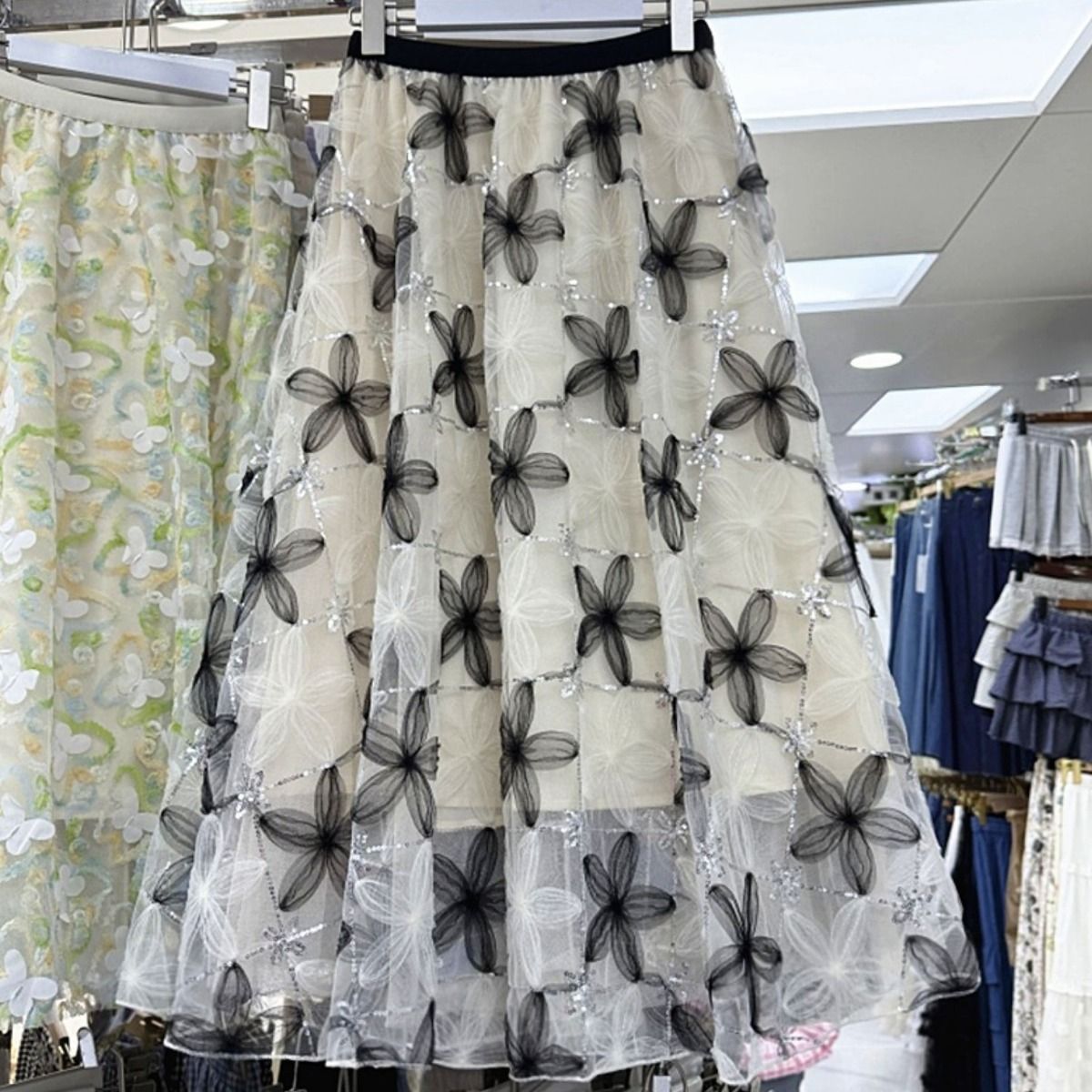 PEACH ACCESSORIES 3D Flower Applique Mesh Midi Skirt with Sequins