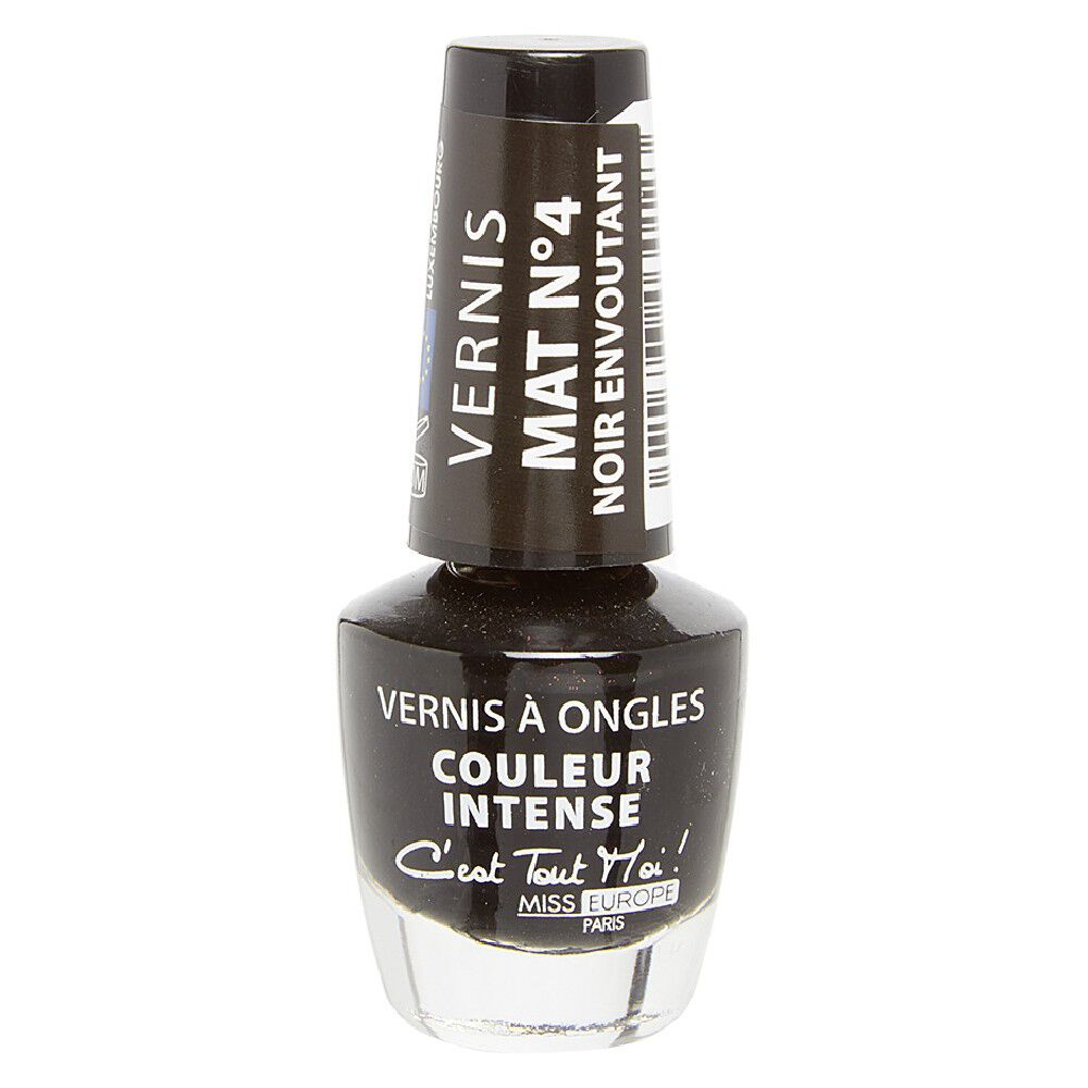 Vernis à ongles mat noir envo&ucirc;tant n°04