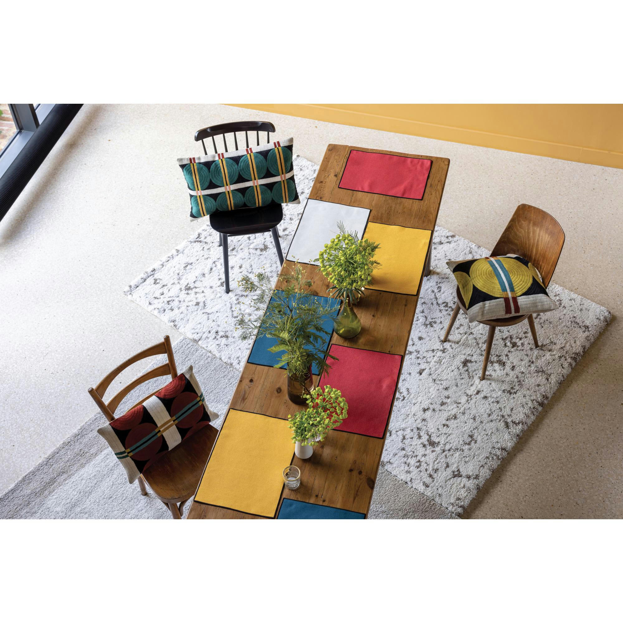 YONI - Coussin brodé  en coton multico 30 x 50