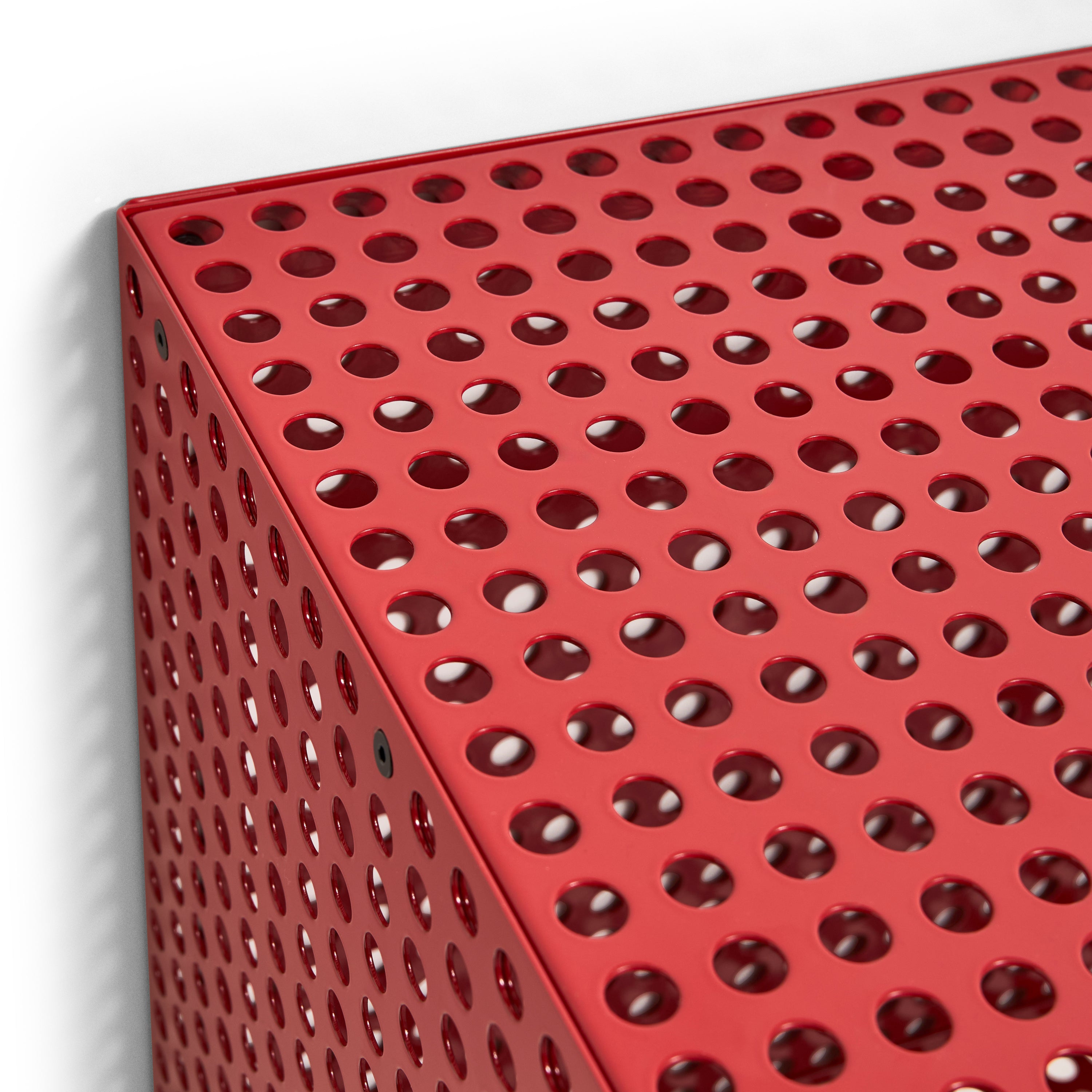 HAY Perforated Wandkast - Wine Red