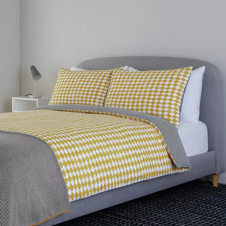 Habitat Scallop Cotton Standard Pillowcase Pair - Mustard