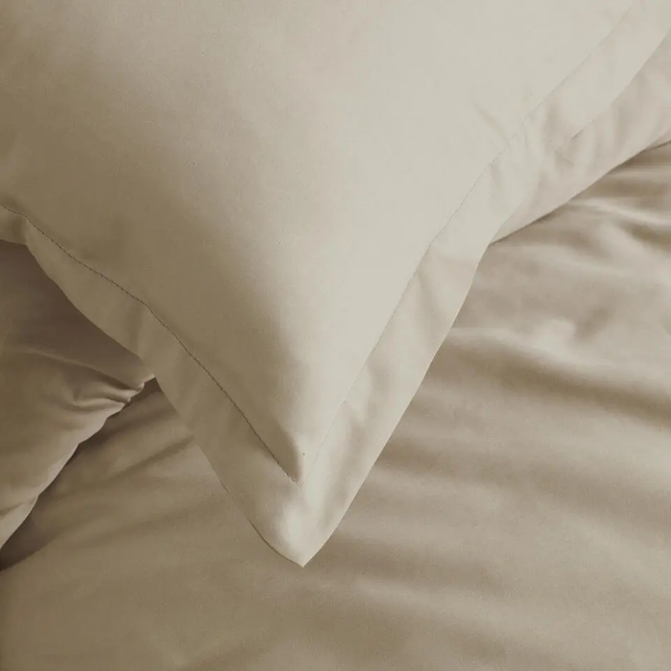 Cinderella Sundays - Dekbedovertrek - Satijn - 240x200/220 cm - Zandkleur