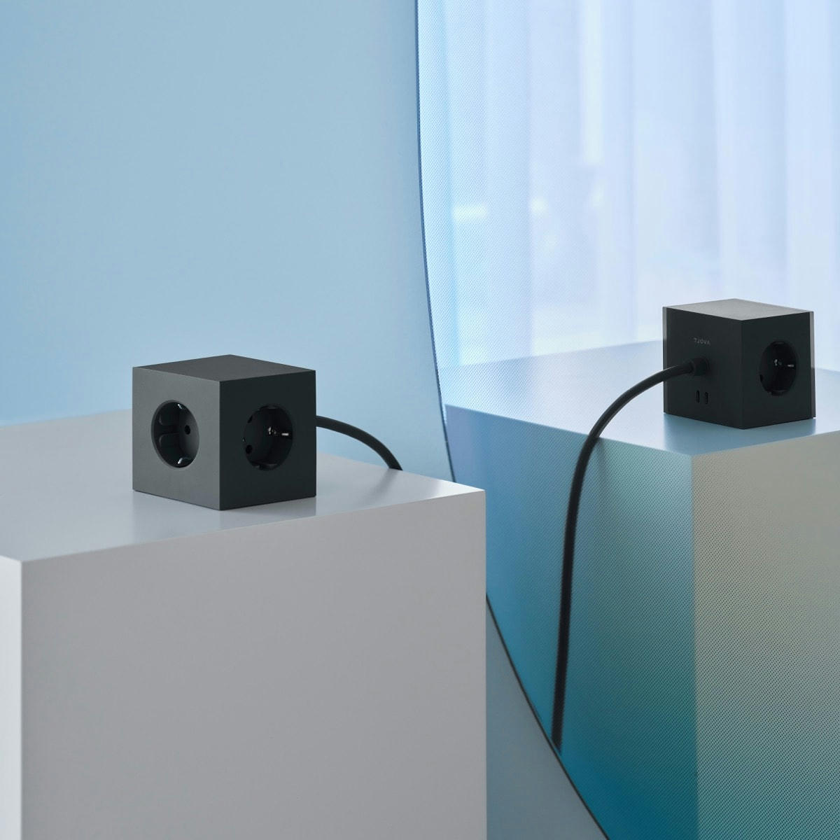 - Multiprise Square 1 Usb-c 30W, 1.8M Stockholm Black