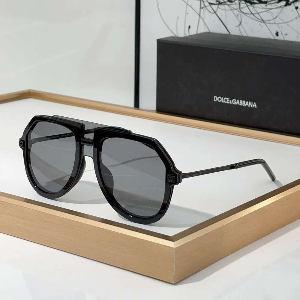 DOLCE & GABBAN DG Sheet Frame Slim Mirror Legs  Sunglasses