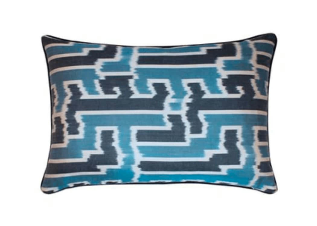 - Housse de coussin velours soie ikat  40x60 bleu