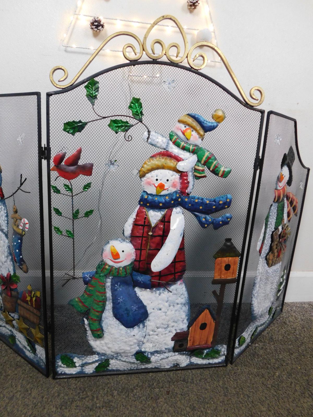 Winter Snowman Family Theme Fireplace Screen Metal 3D Art + Light Christmas Tree VG