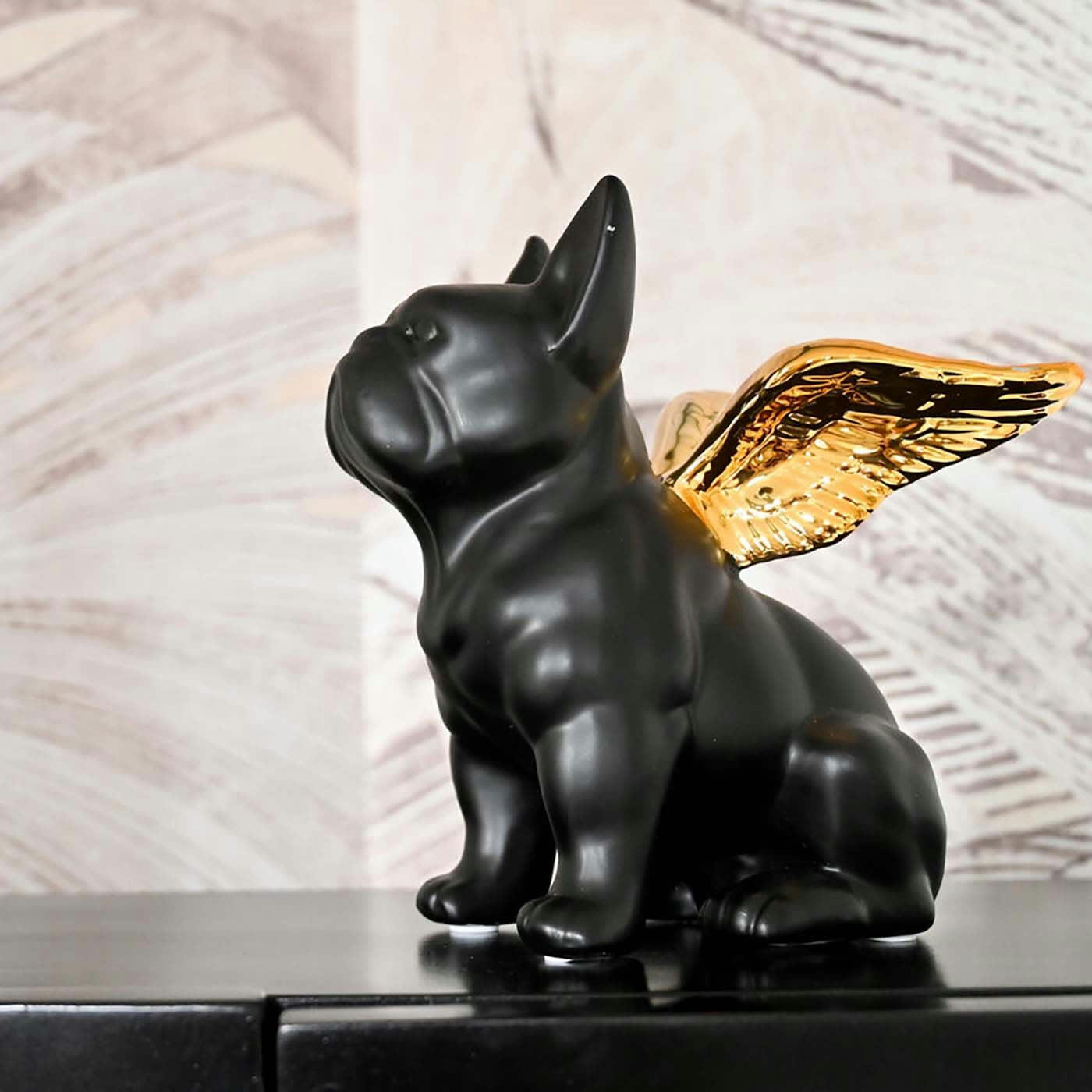 SITTING ANGEL DOG - Statuette bouledogue noir ailes dorées