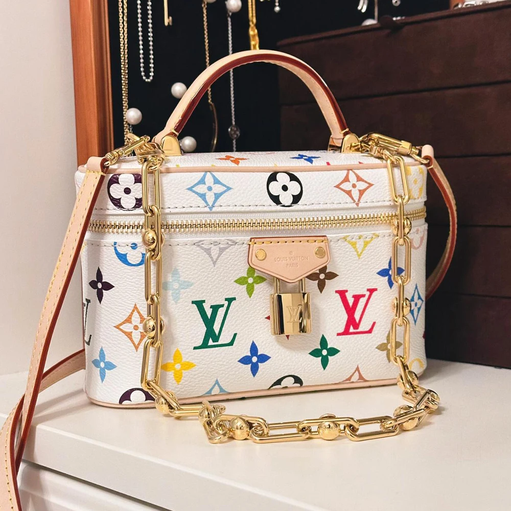 Louis Vuitton LV x TM Vanity Chain ​​Pouch19