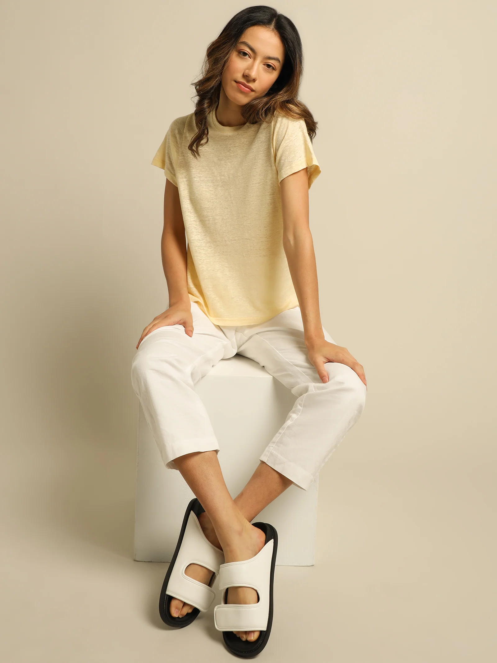 Clara Linen T-Shirt
