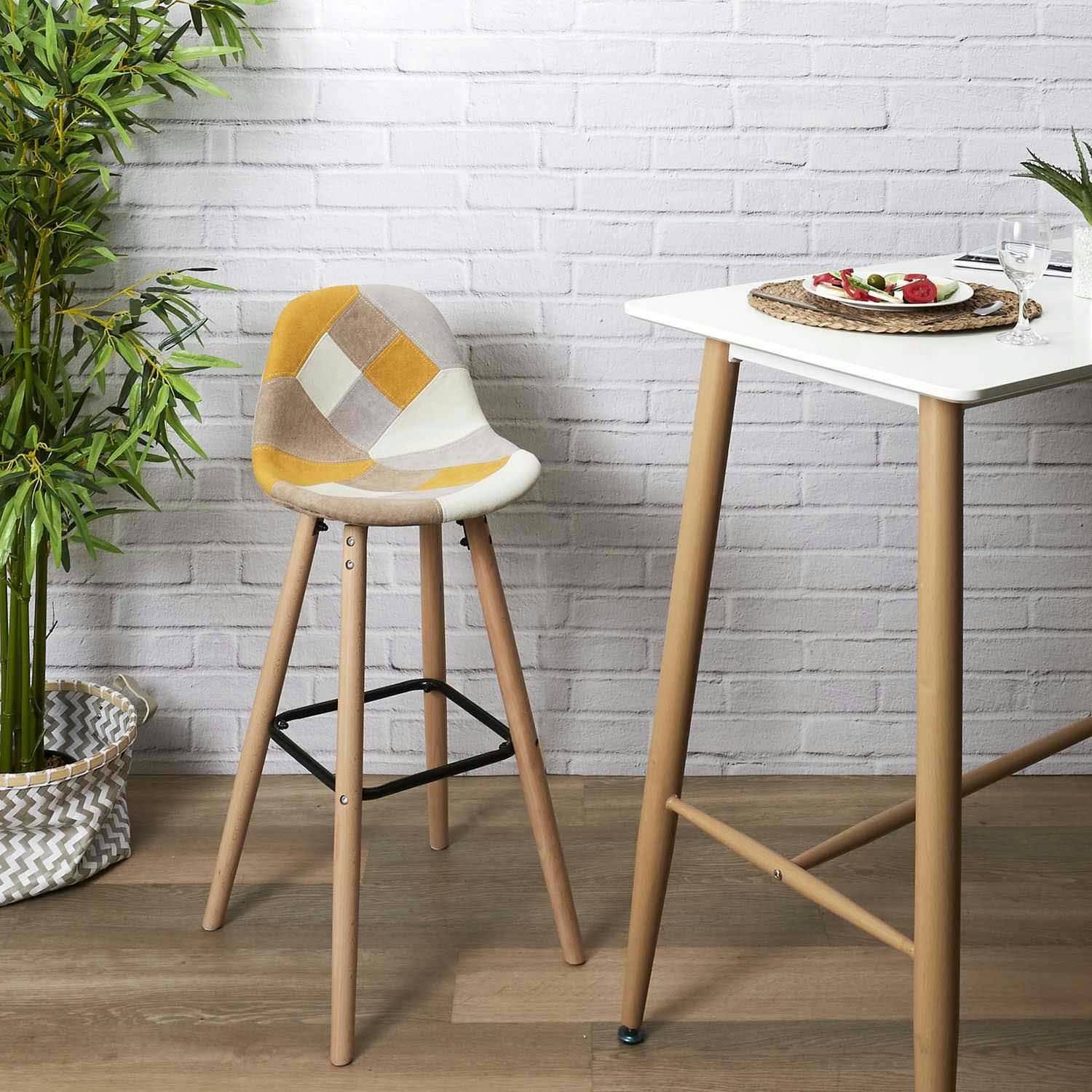 - Set de 2 tabourets de bar patchwork jaune