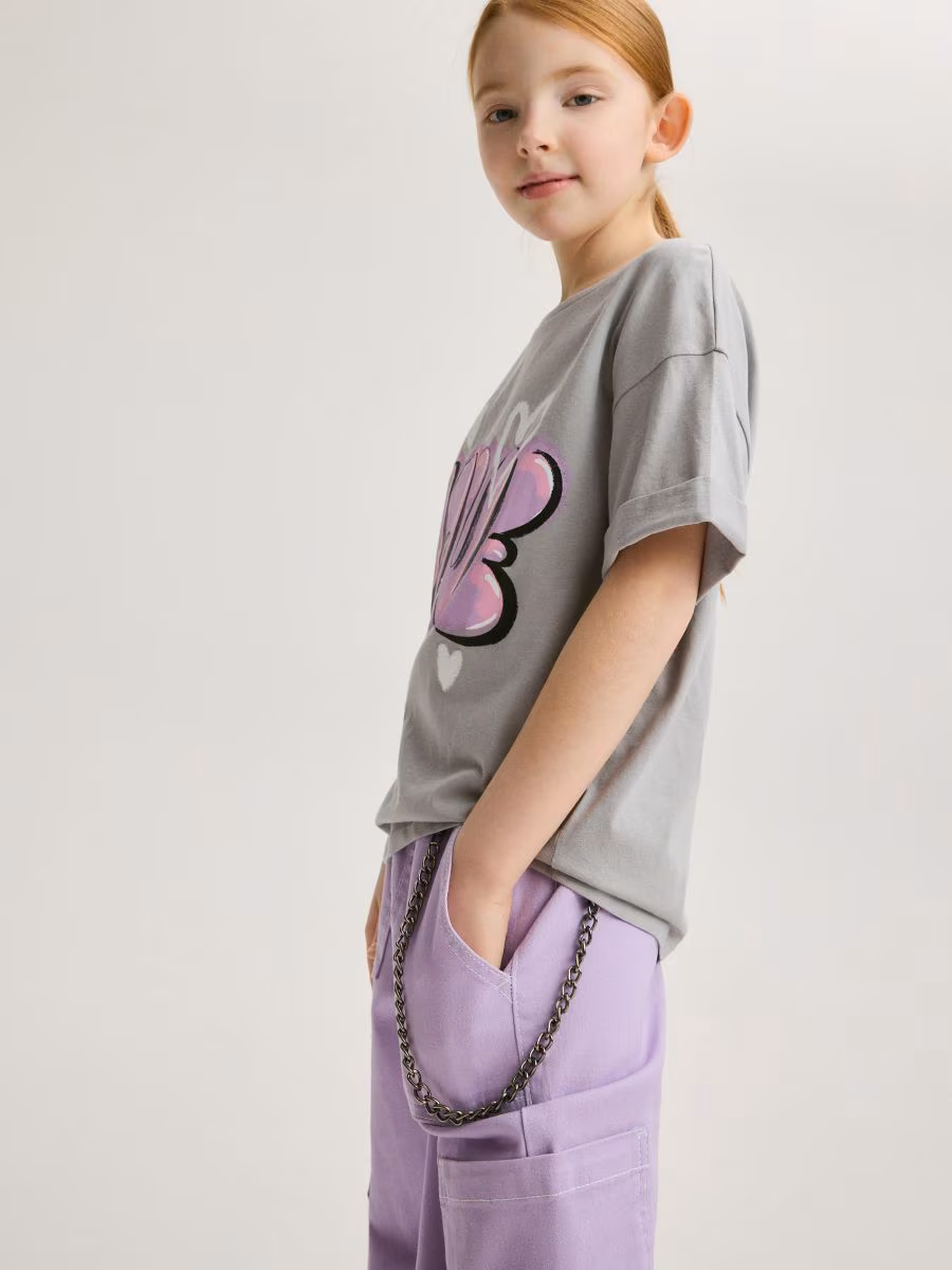 Trousers With Chain Detail