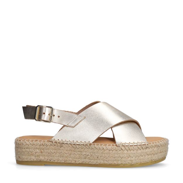 Gouden leren plateau sandalen
