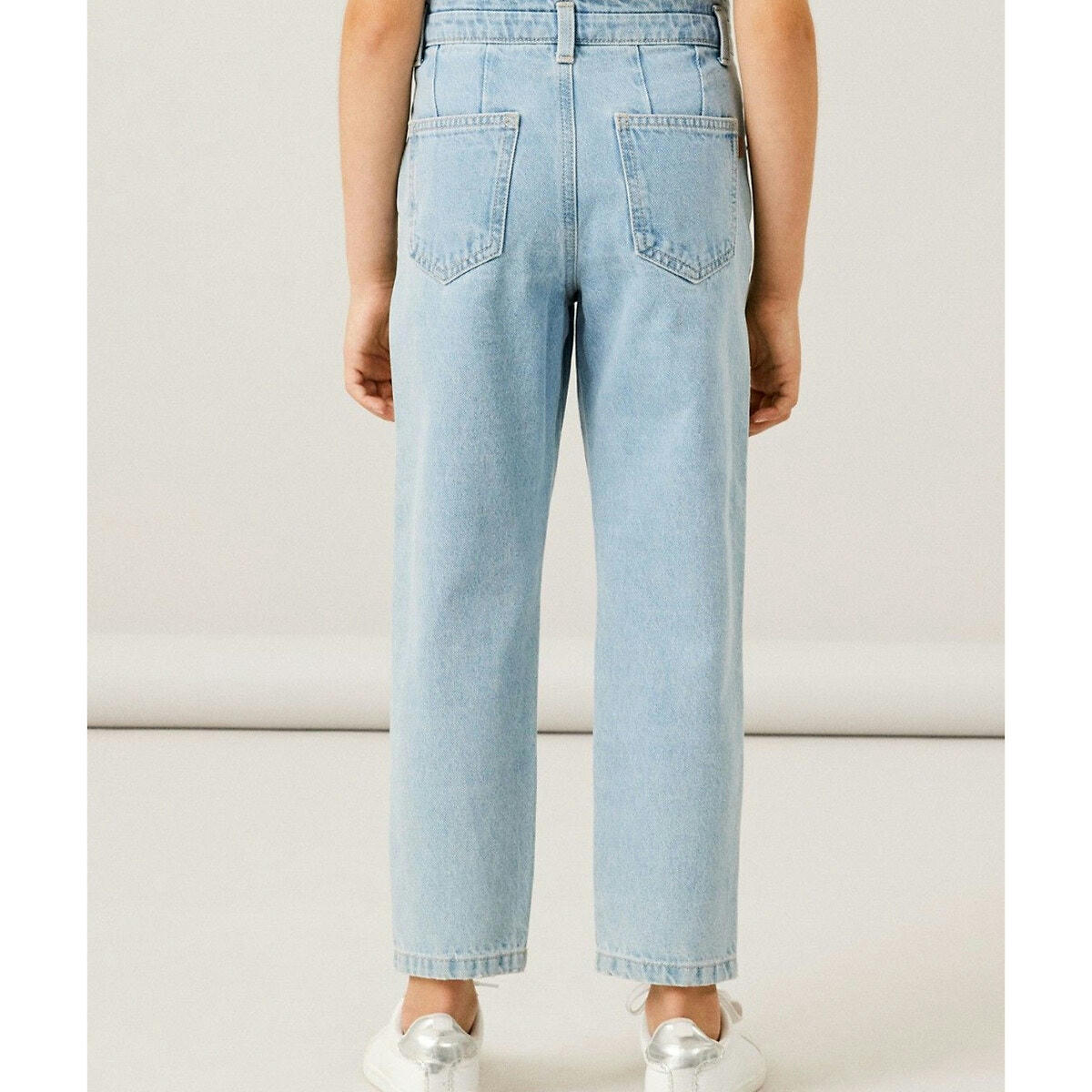 Jean mom