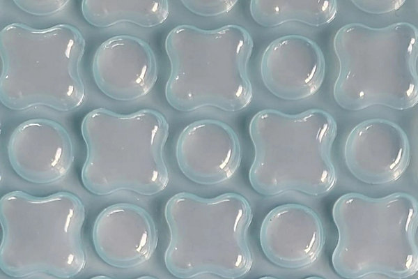 Bâche à Bulles Non Bordée 8 x 5 m - Piscine Enterrée et Hors-Sol - OXO Cristal 500 microns - Fabrication Française - Direct Usine