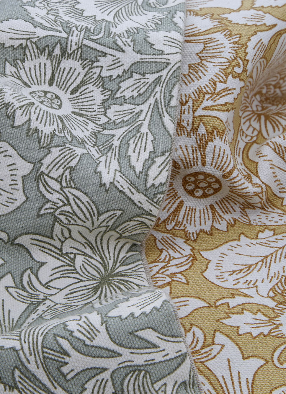 HOUSSE DE COUSSIN IMPRIMÉ FLORAL EN COTON JAUNE