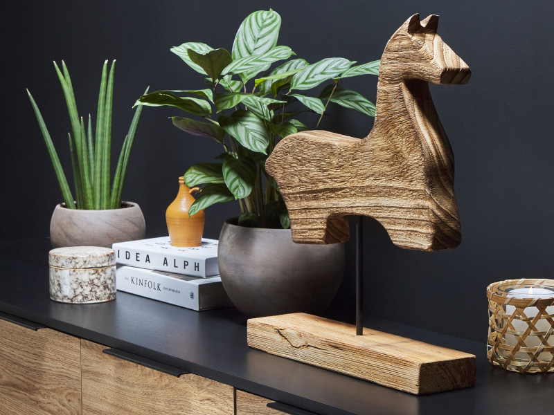 Figurka statuetka koń stojak jasne drewno