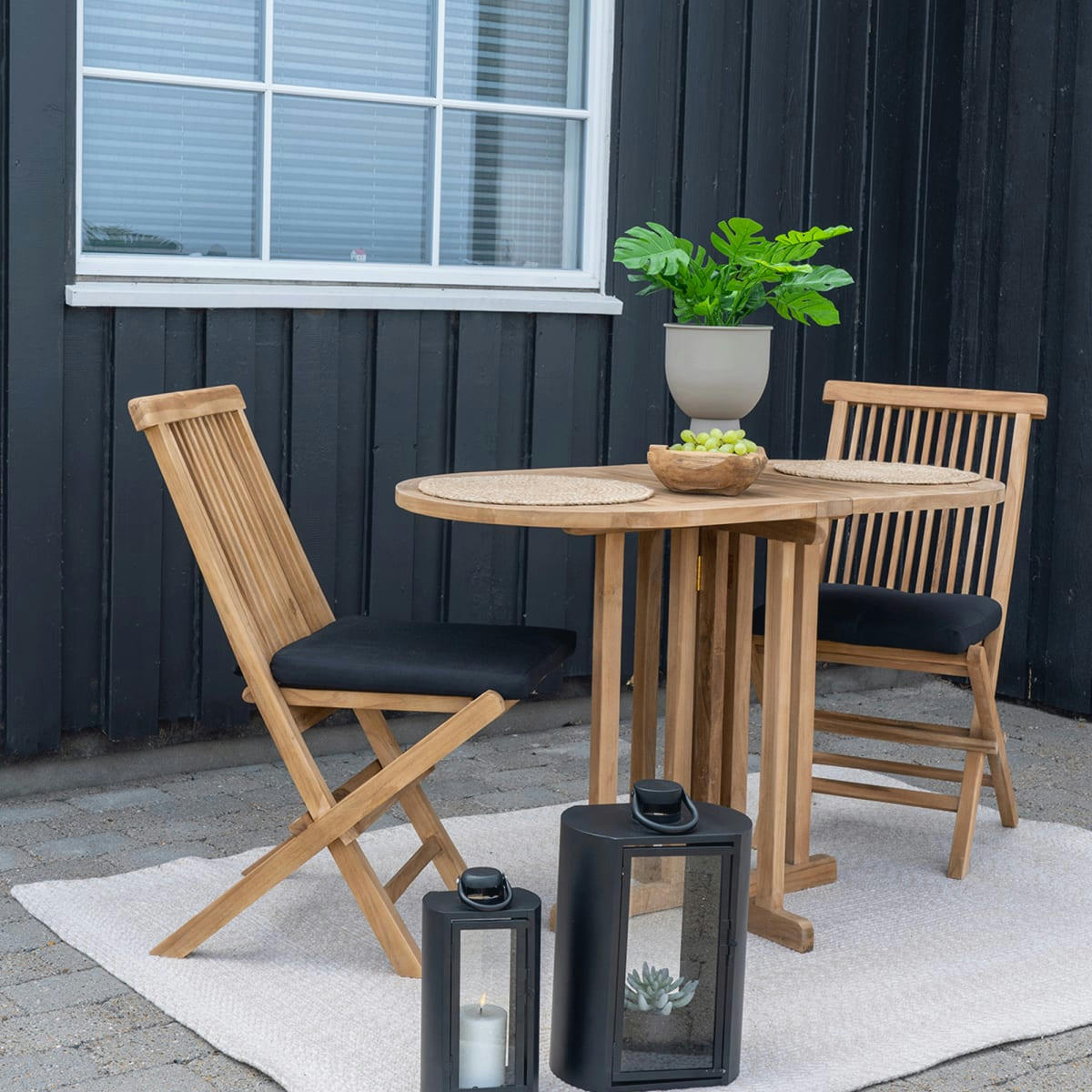 TINTO - Table de jardin pliante 4 places en bois de teck massif