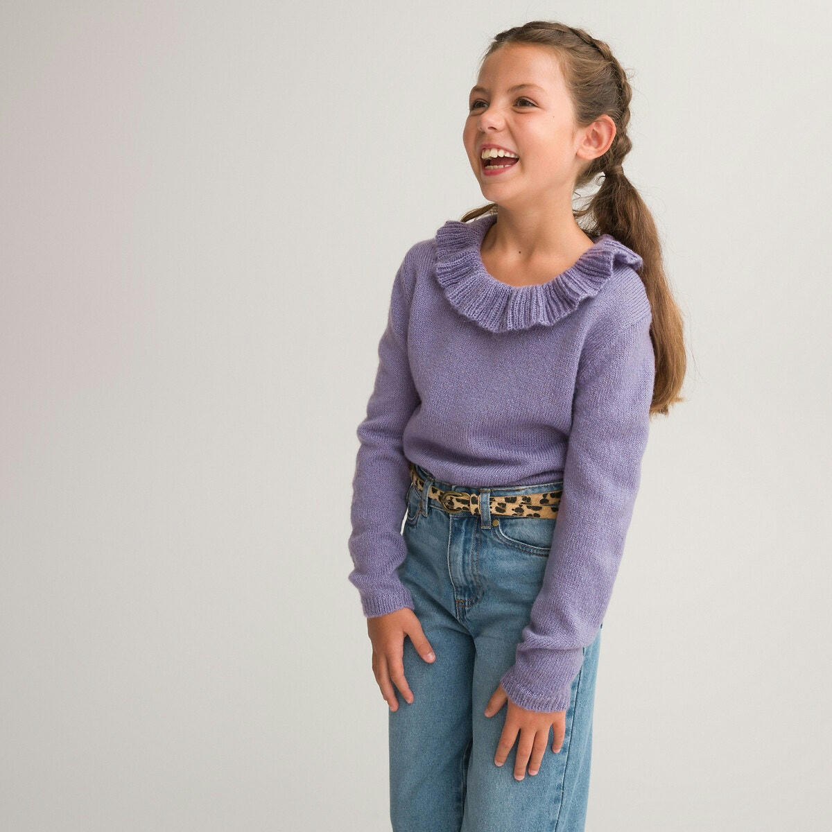 Pull col rond volanté en fine maille