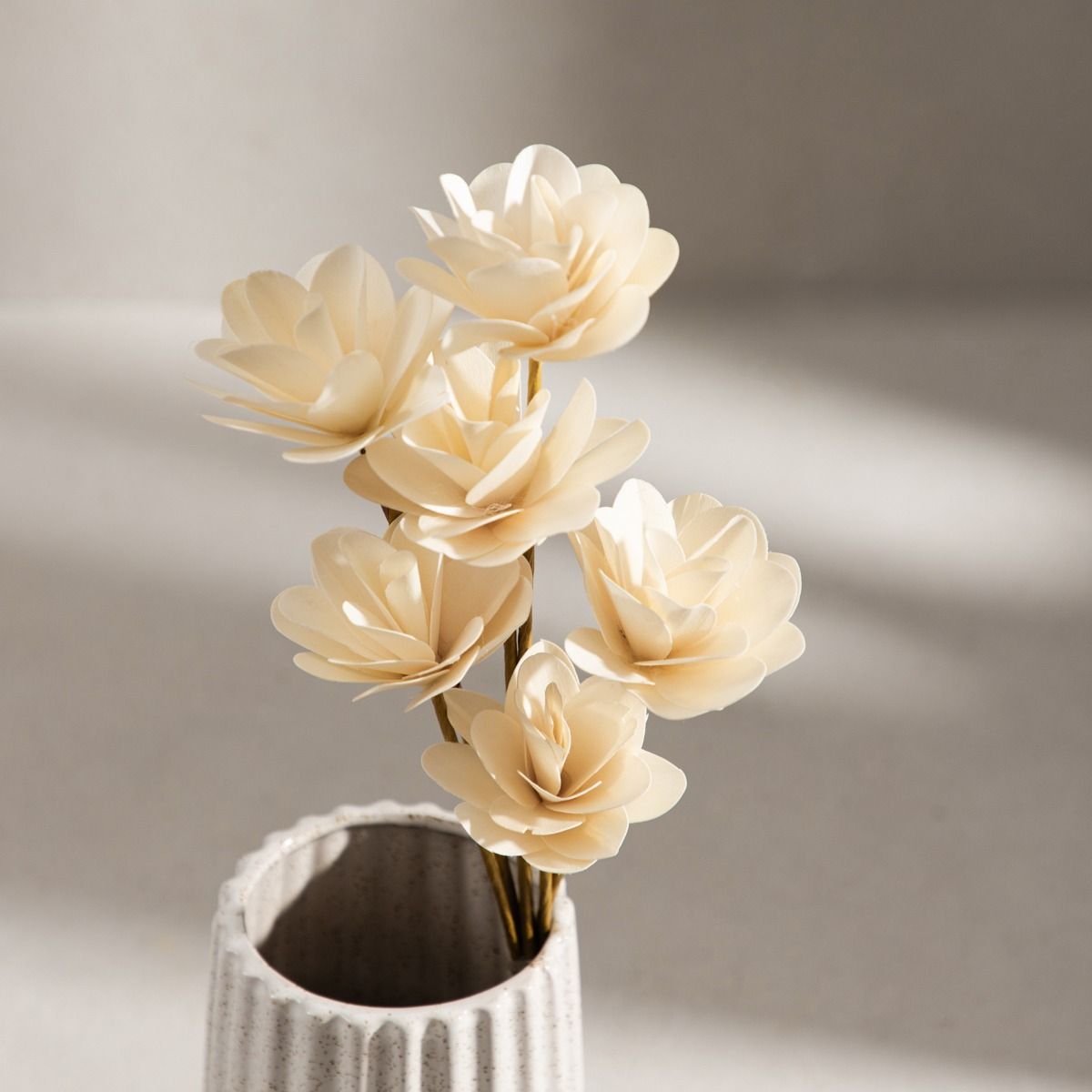 Bukiet kwiatów ALBA lilia wodna z drewna 50 cm