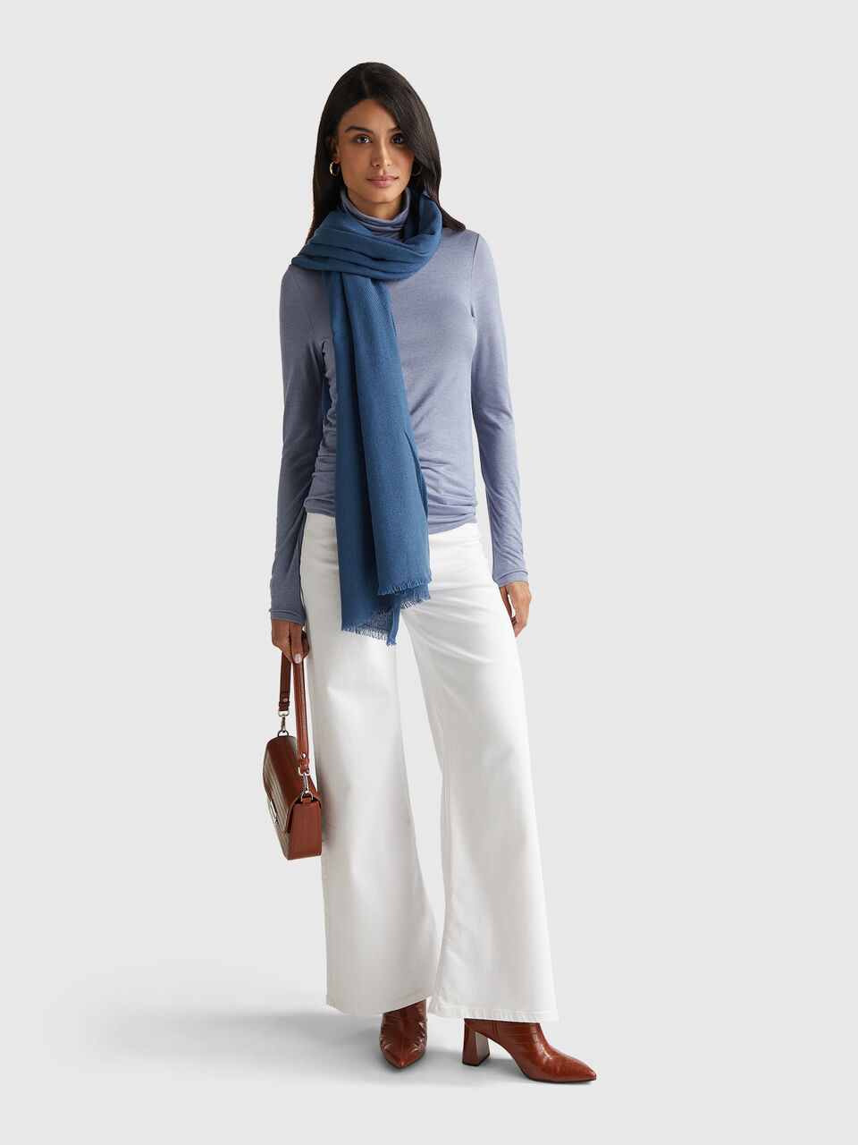 Lightweight viscose blend scarf