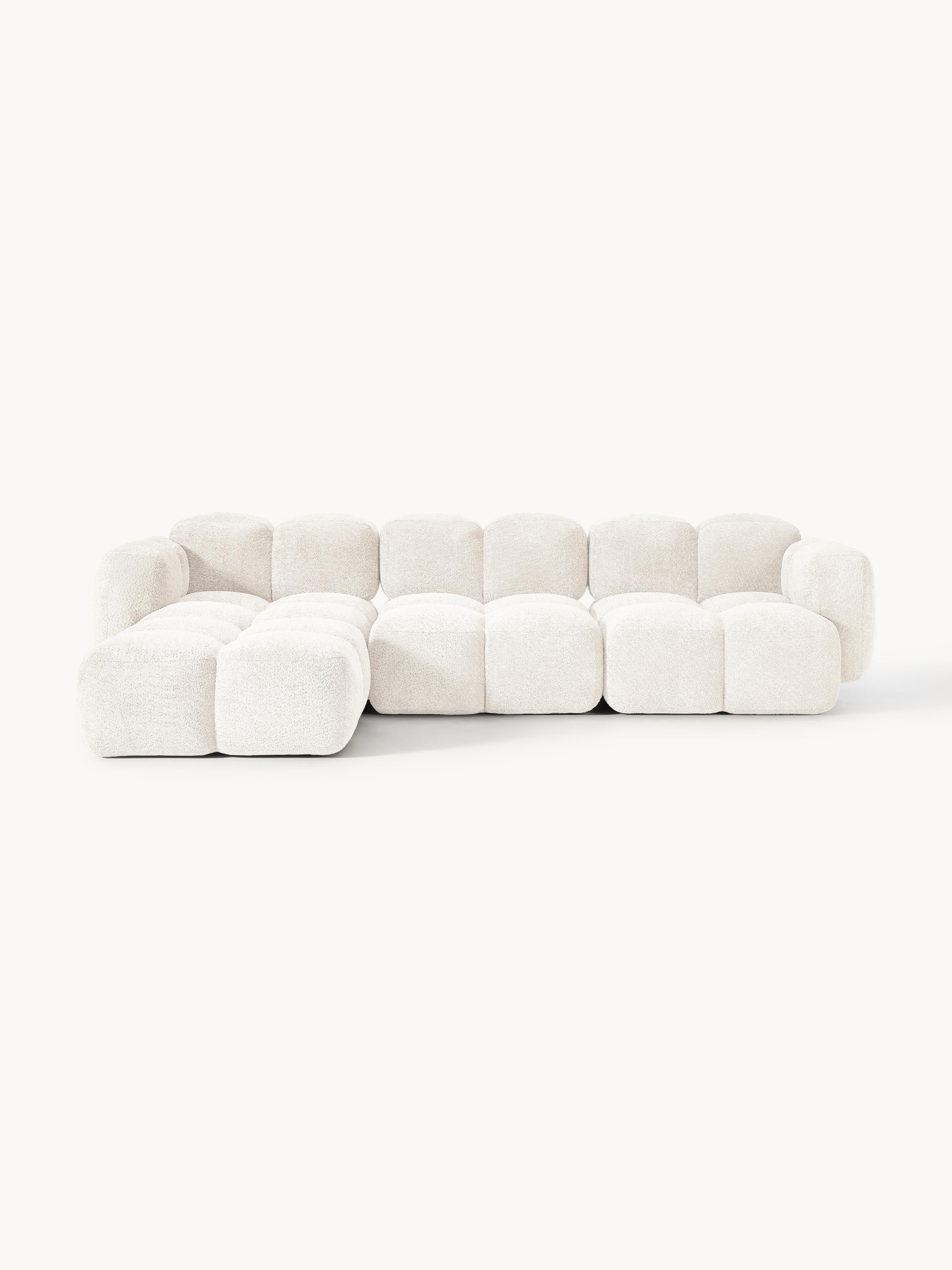 Modulares Sofa Tayla (4-Sitzer) aus Teddy-Bouclé mit Hocker (links/rechts)