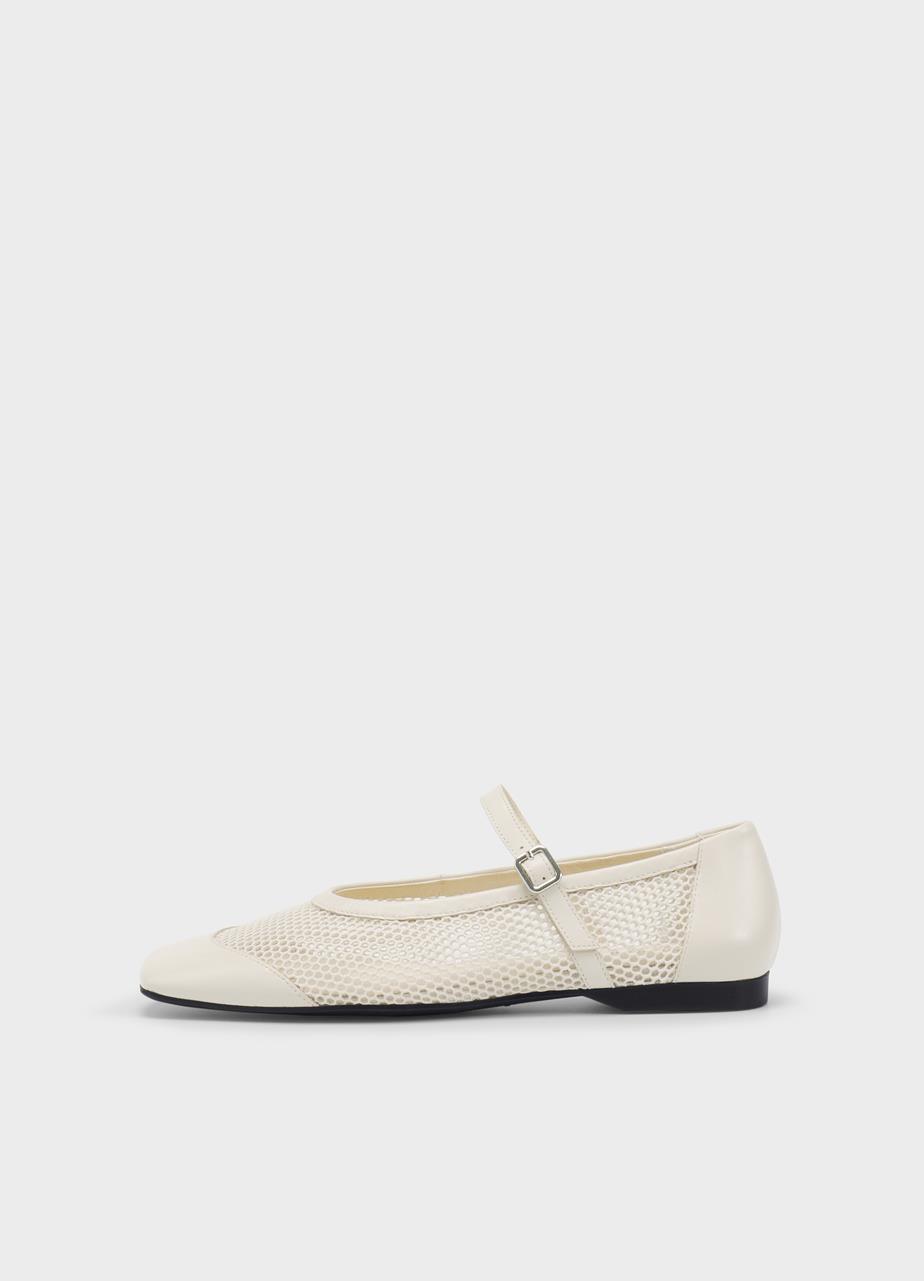 Delia Ballet Flats