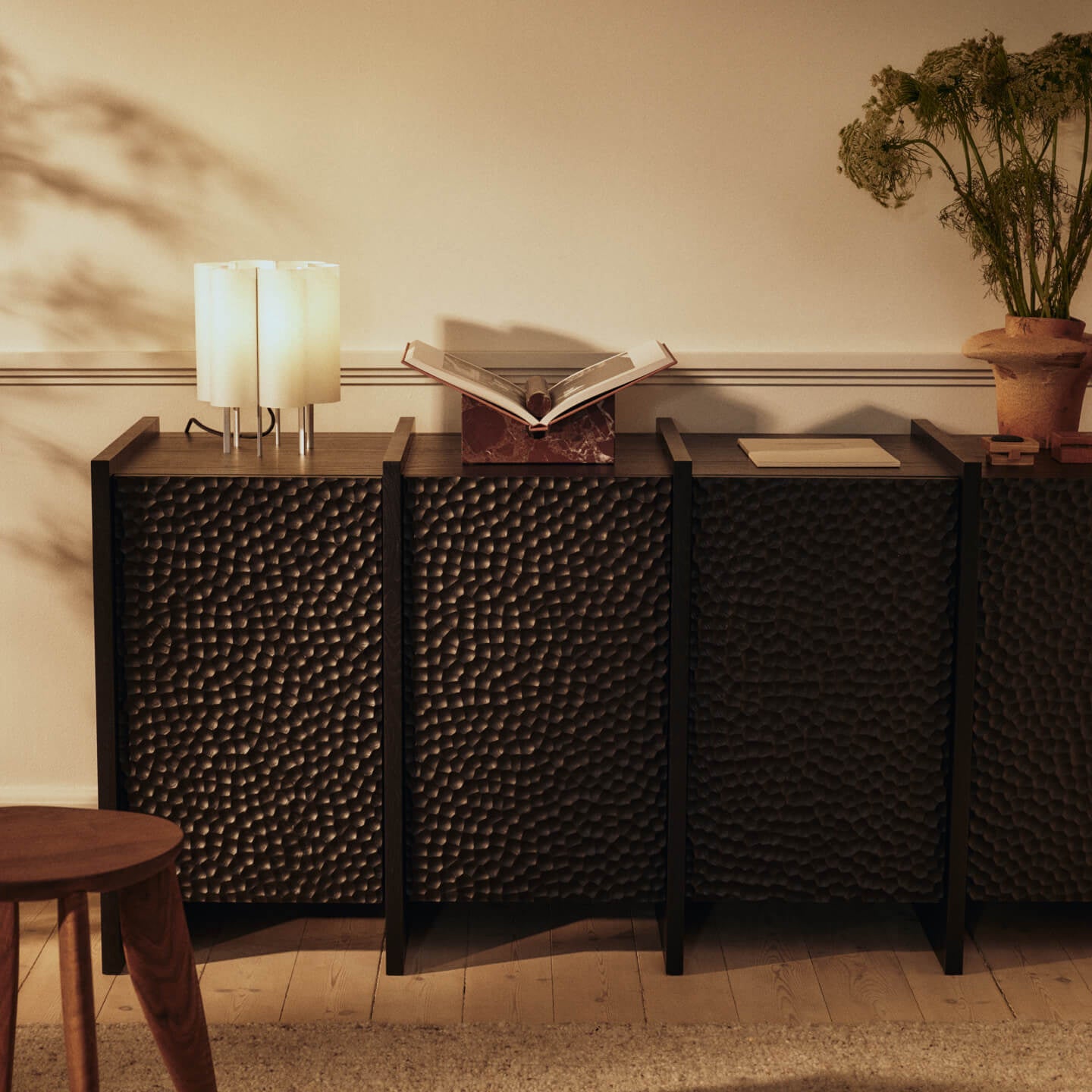 Ferm Living Scarni Dressoir - Dark Stained Ash