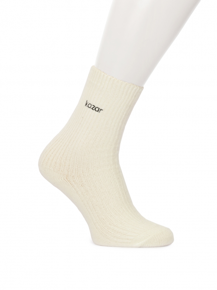 Ribbed socks in broken white color
