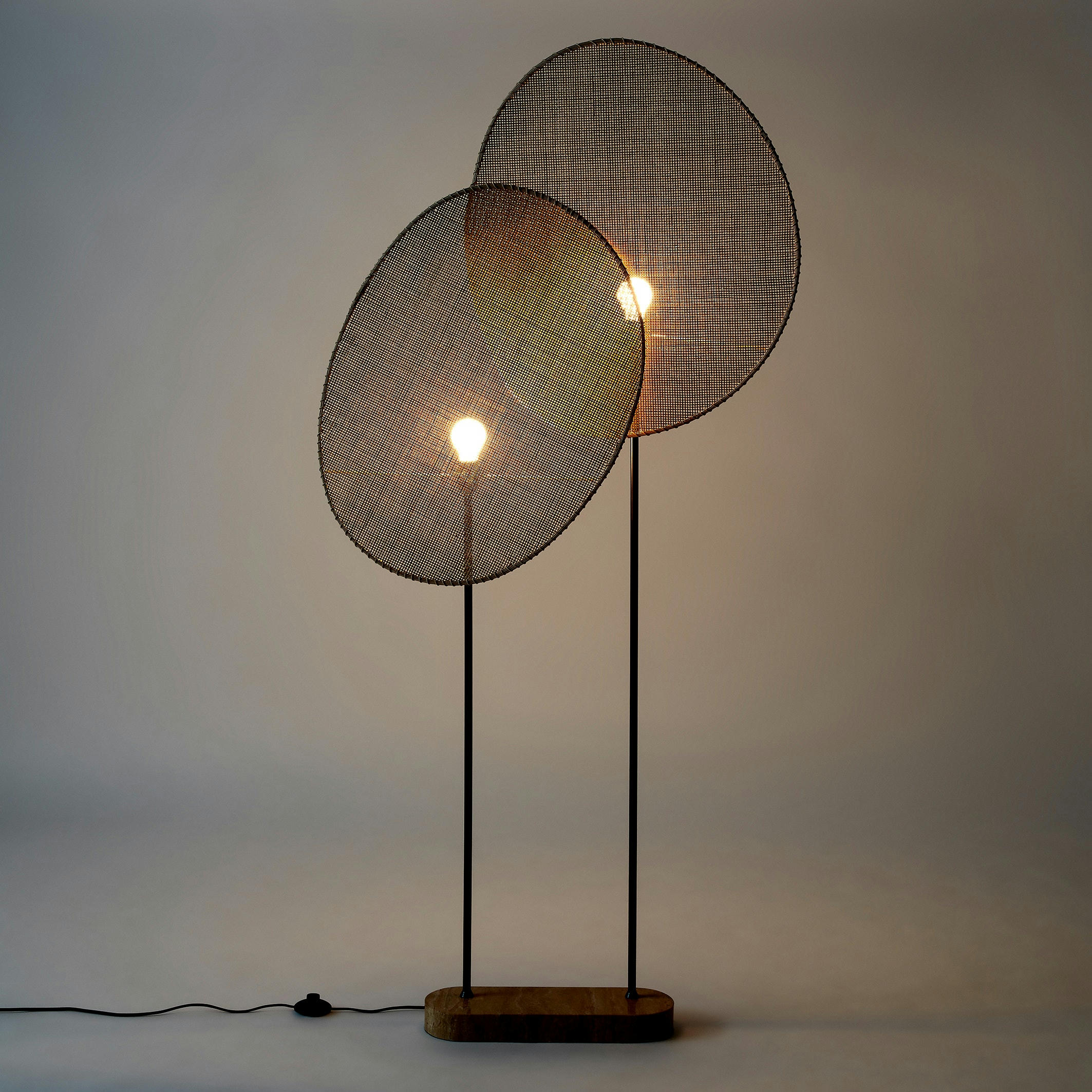 Lampadaire en rotin, design E. Gallina, Canopée