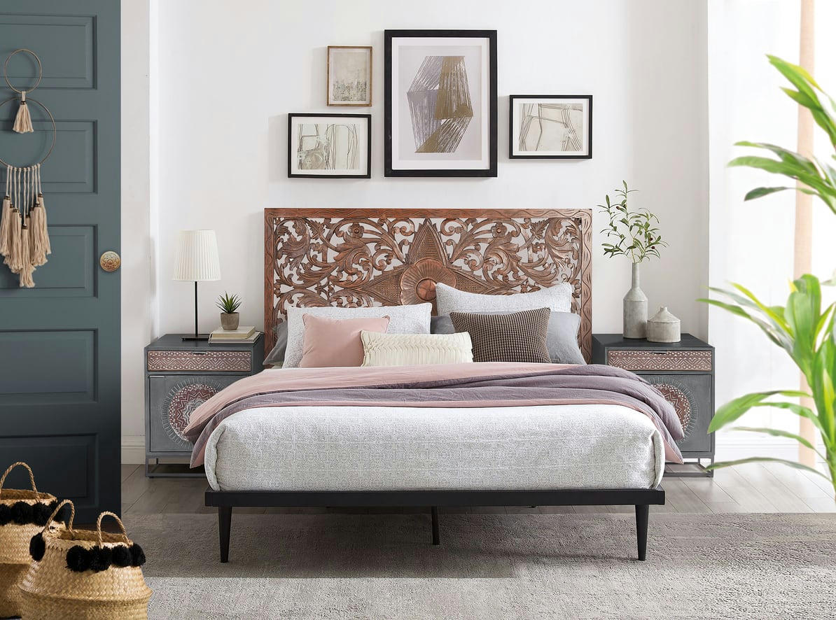 WOOD MANDALA - Table de chevet en manguier et pieds en métal gris et marron