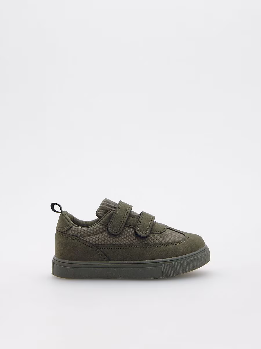 Sneakers With Velcro Fastening