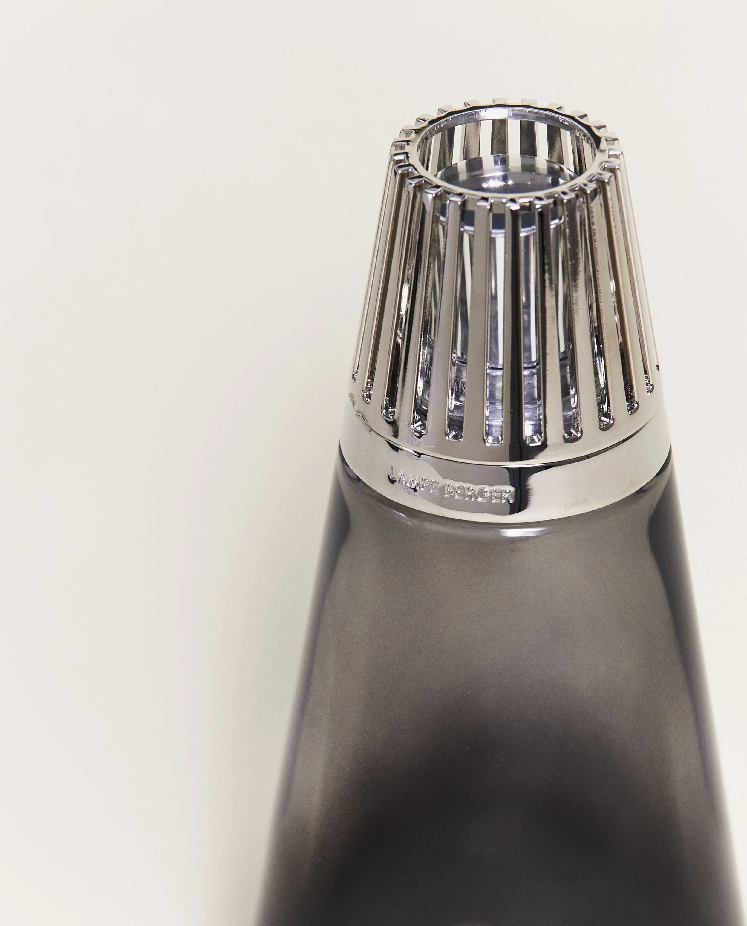 Lampe Berger Amphora Noire