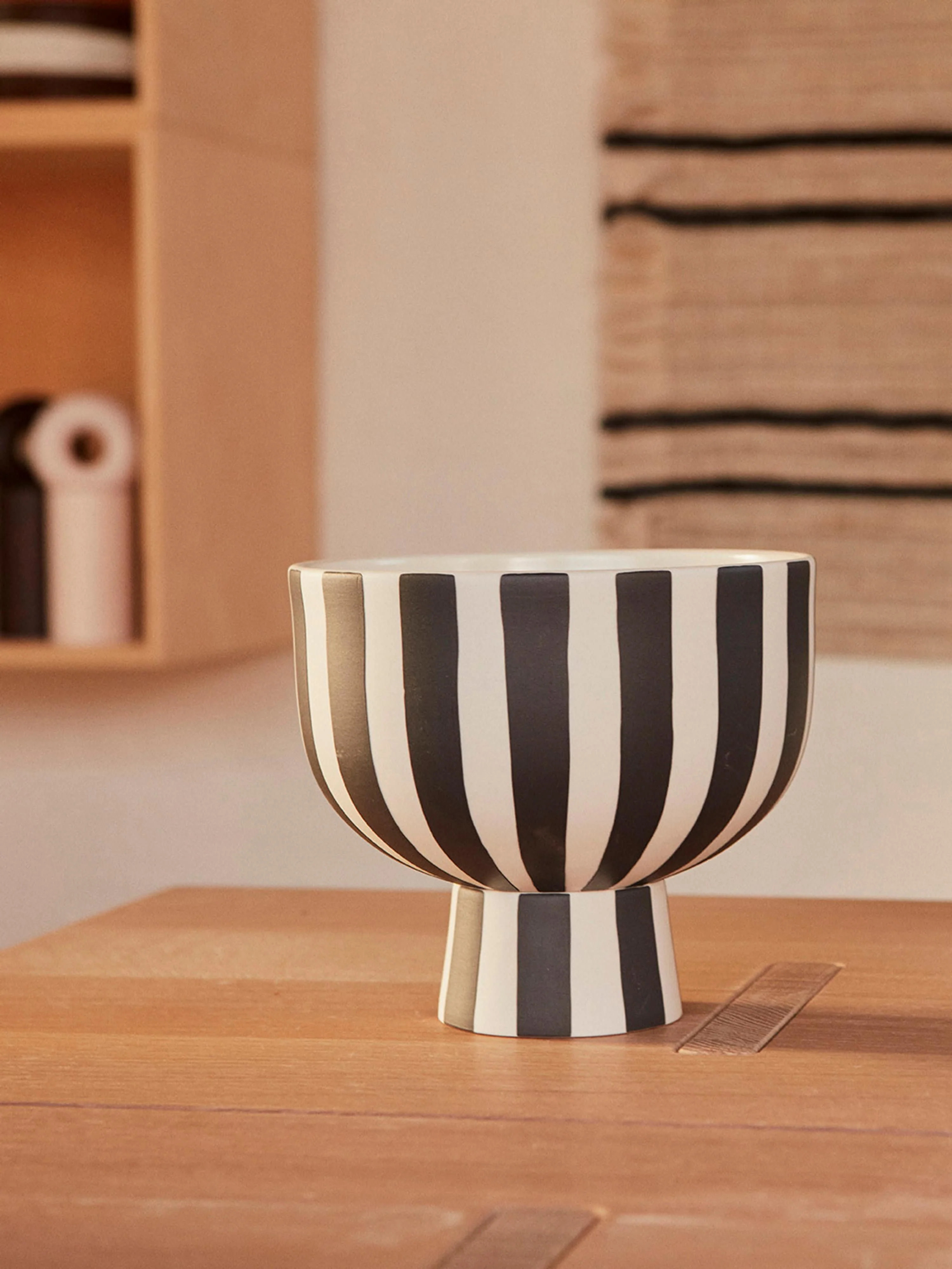 Handgefertigte Deko-Schale Toppu, H 13 cm