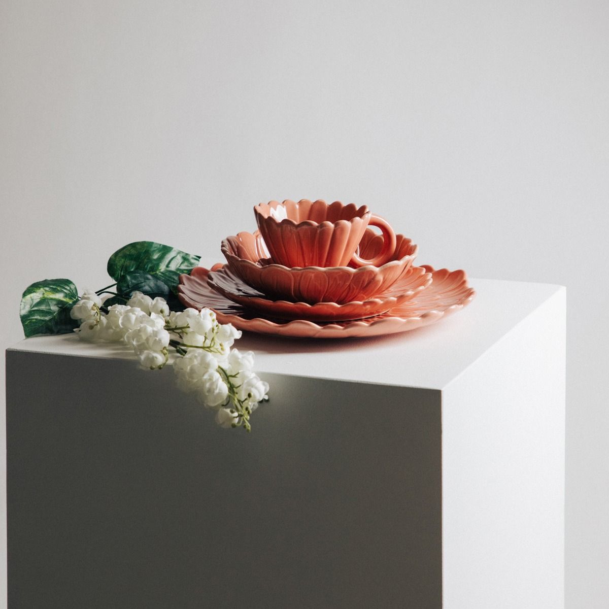 Miska RASSET z kwiatem różowa 18 cm