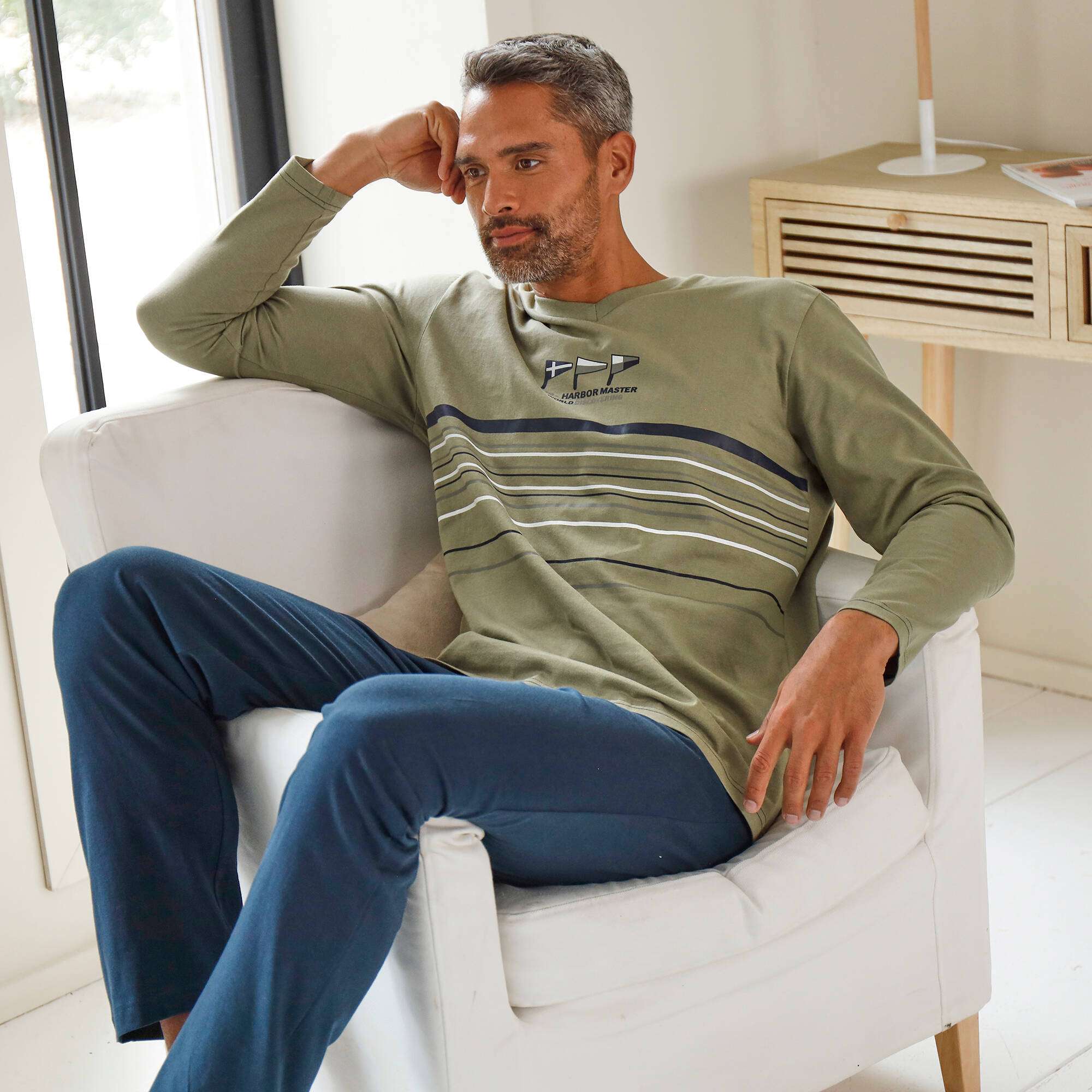 Pyjama long col V manches longues coton adouci