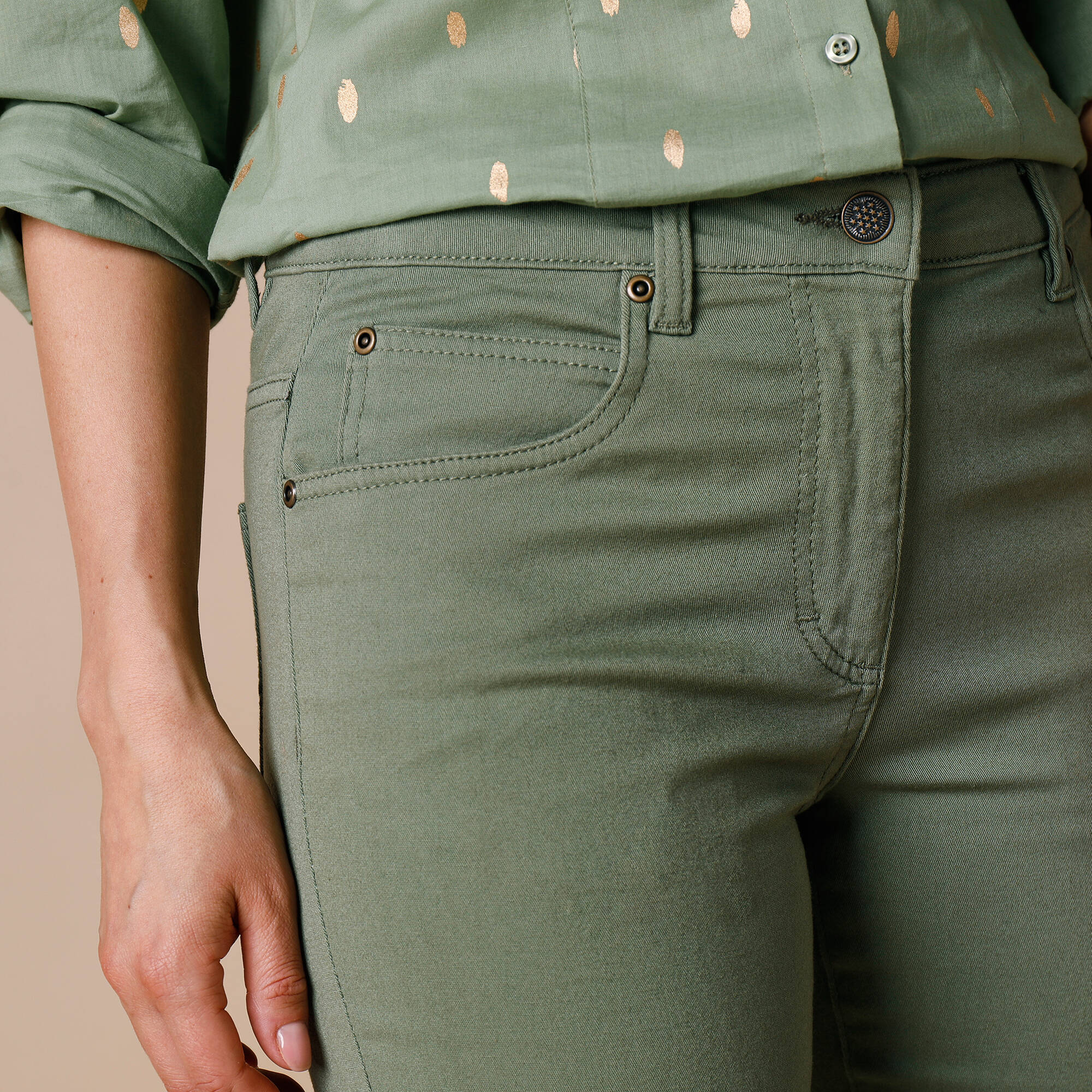 Pantalon sculptant, 5 poches
