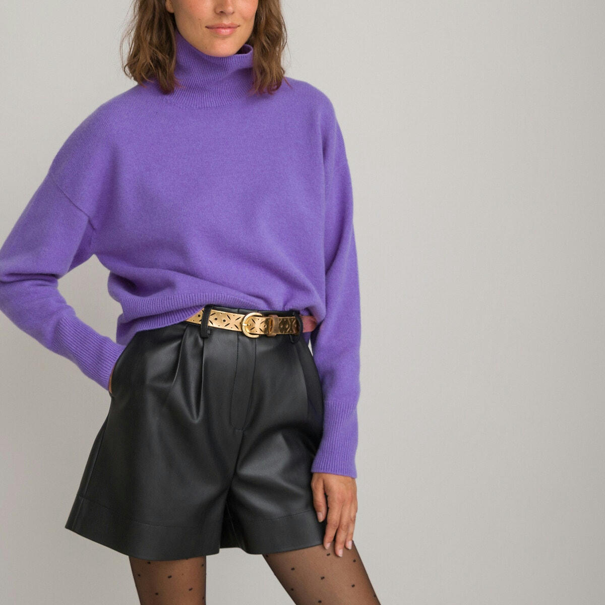 Short à pinces en simili