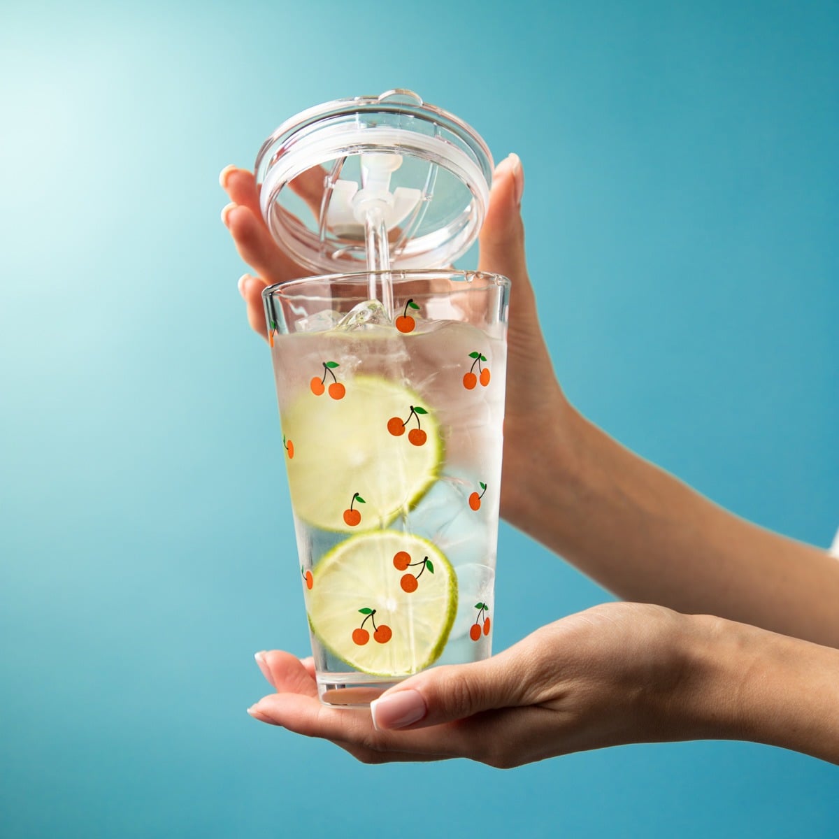 Szklanka EMBO SUMMER ze słomką w wiśnie 0,4 l