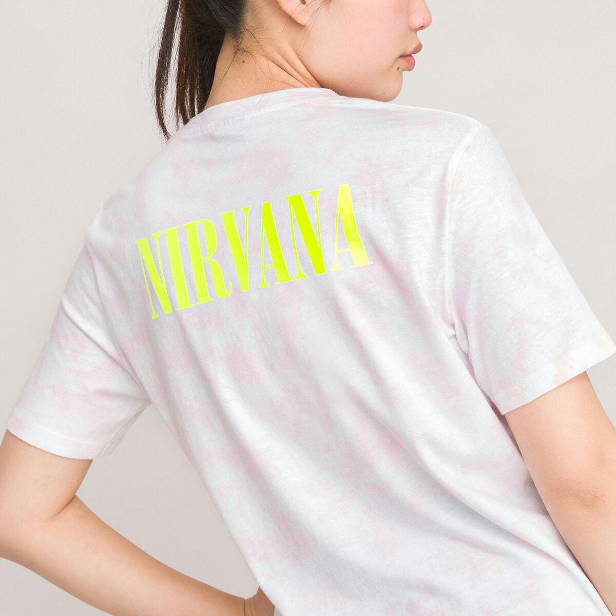 T-shirt tie & dye