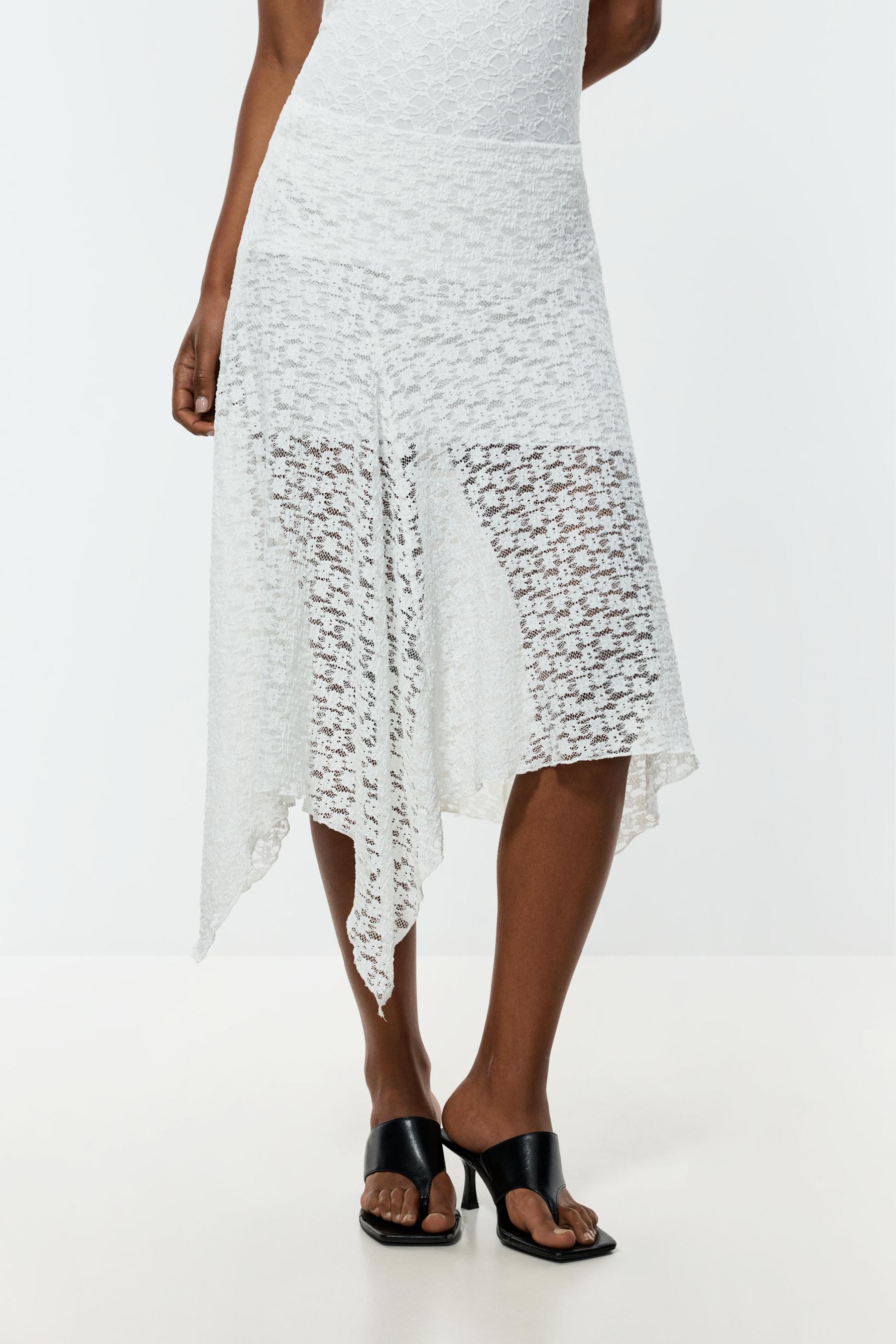 Falda midi encaje